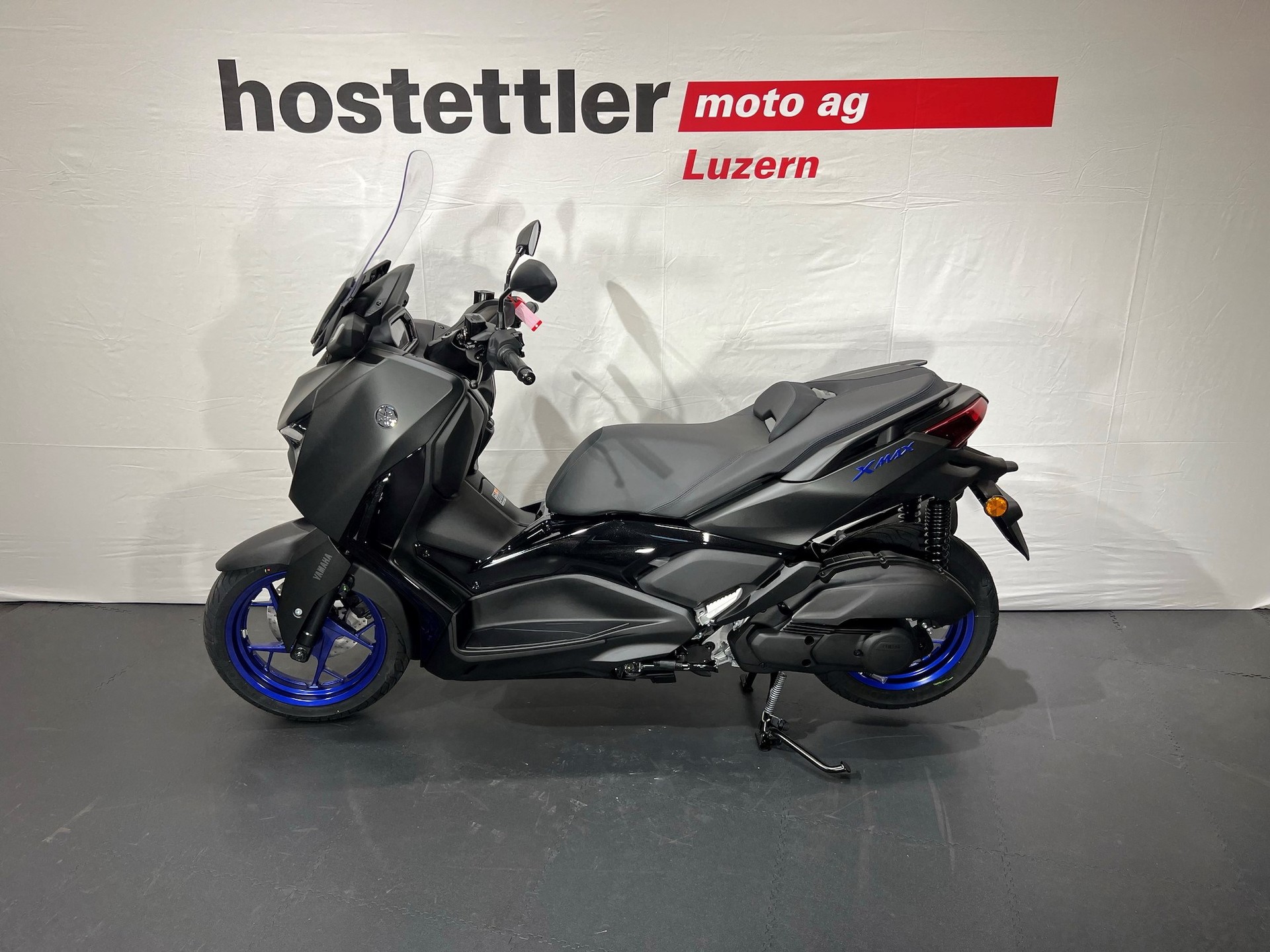 YAMAHA X-MAX-image-4