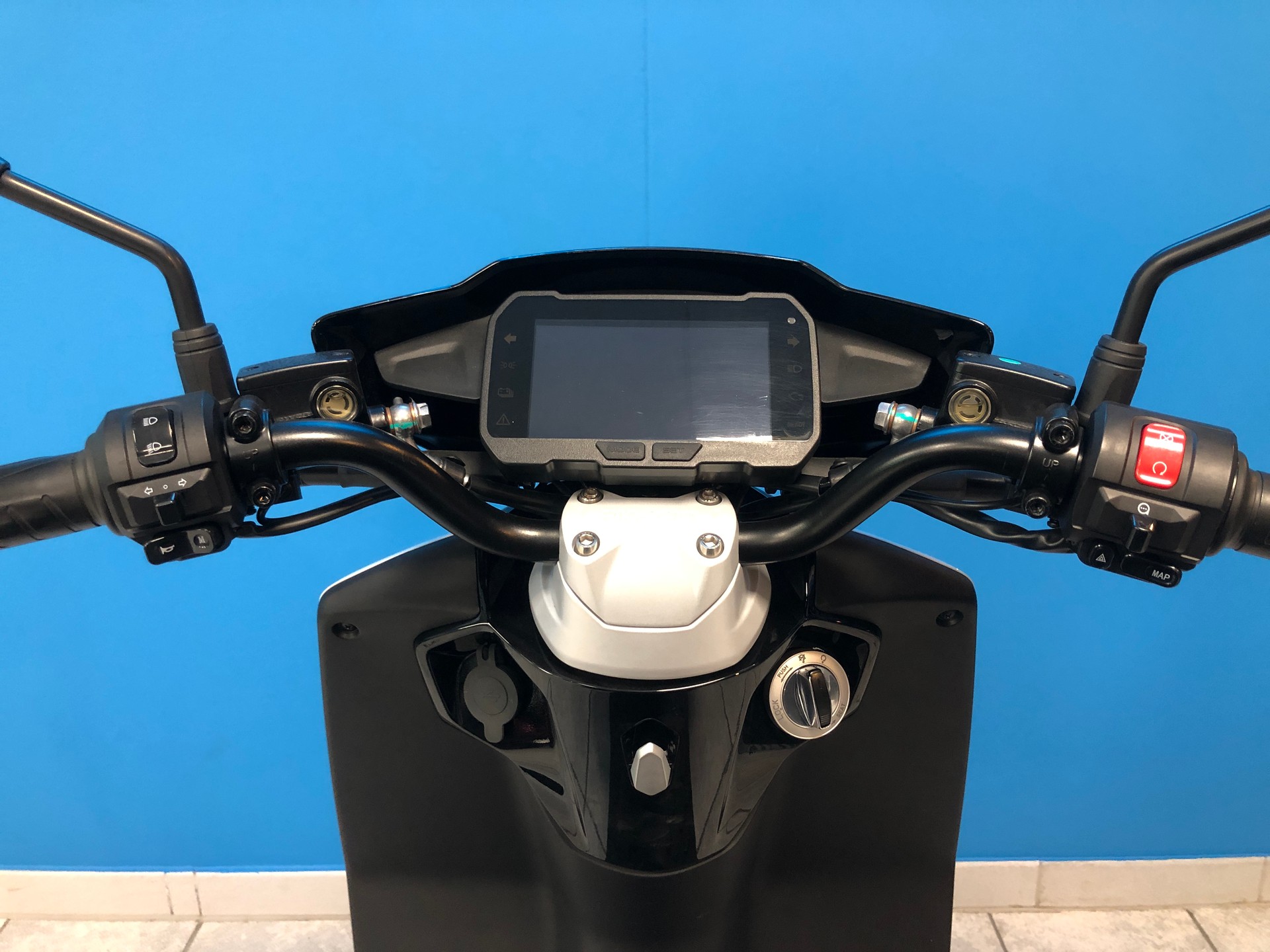 PIAGGIO Piaggio 1 Active 60km/h Full Electric-image-5