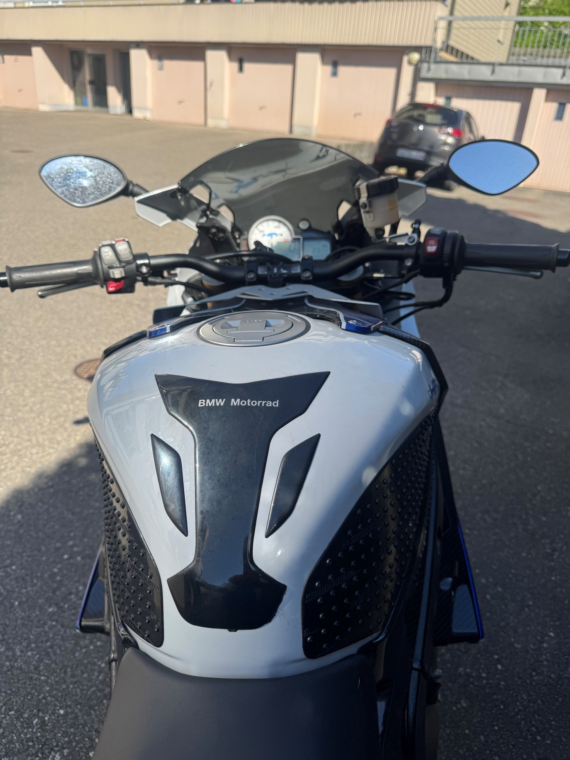 BMW HP4 ABS + DTC-image-3