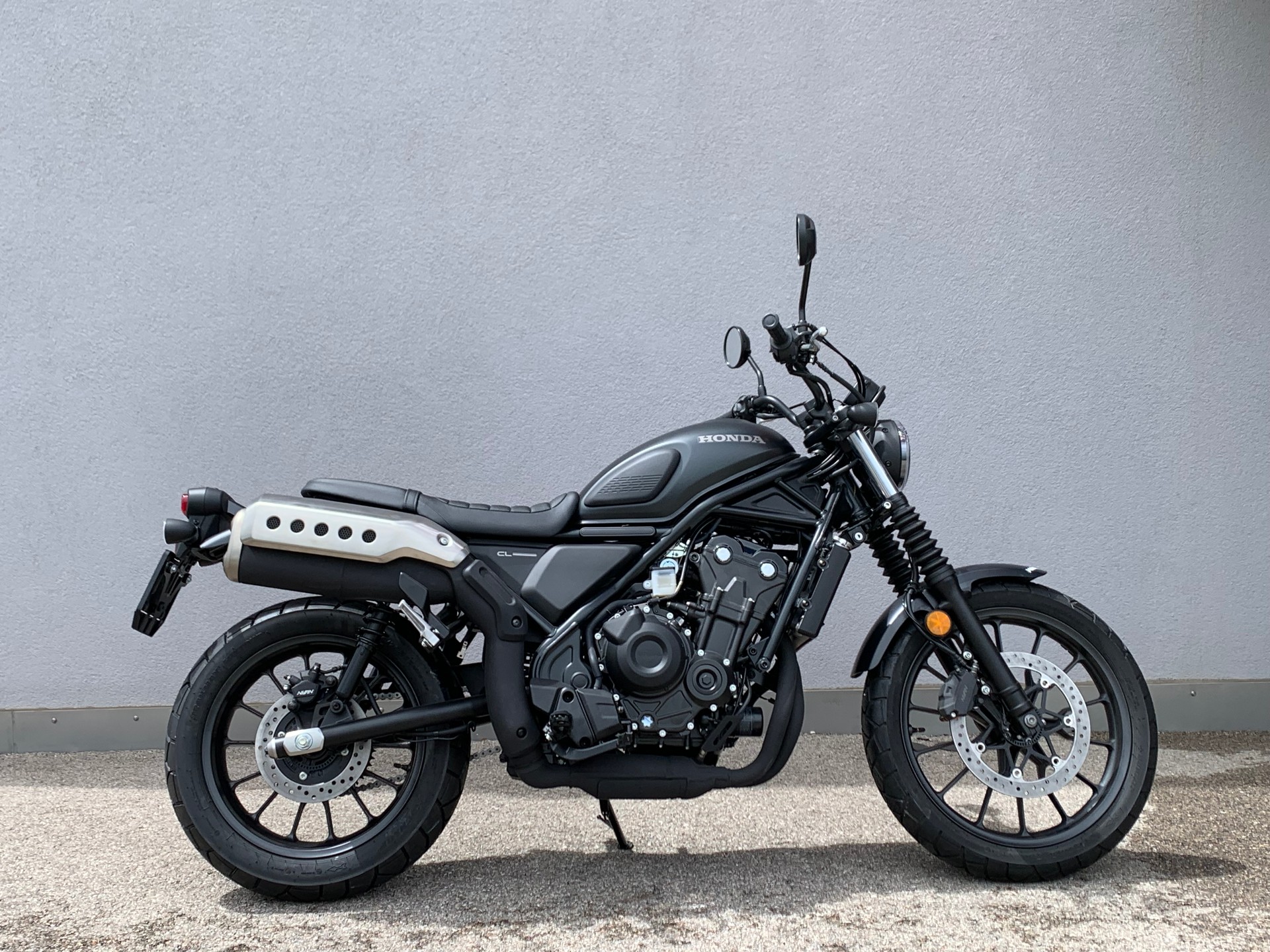 HONDA CL 500-showroom-element-1