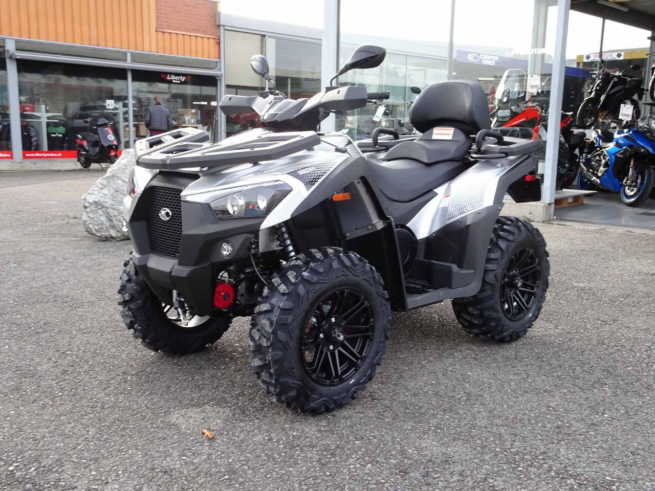 KYMCO MXU 700i EPS-showroom-element-3