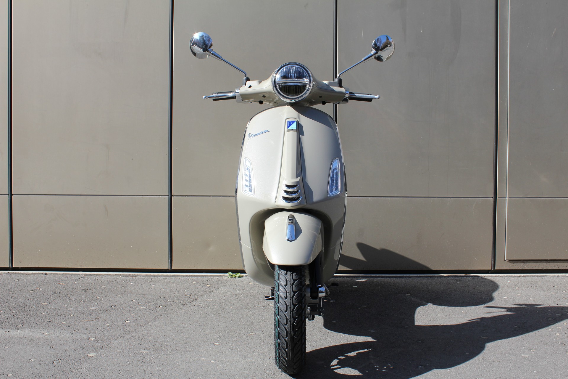 PIAGGIO Vespa 125 Primavera-showroom-element-2