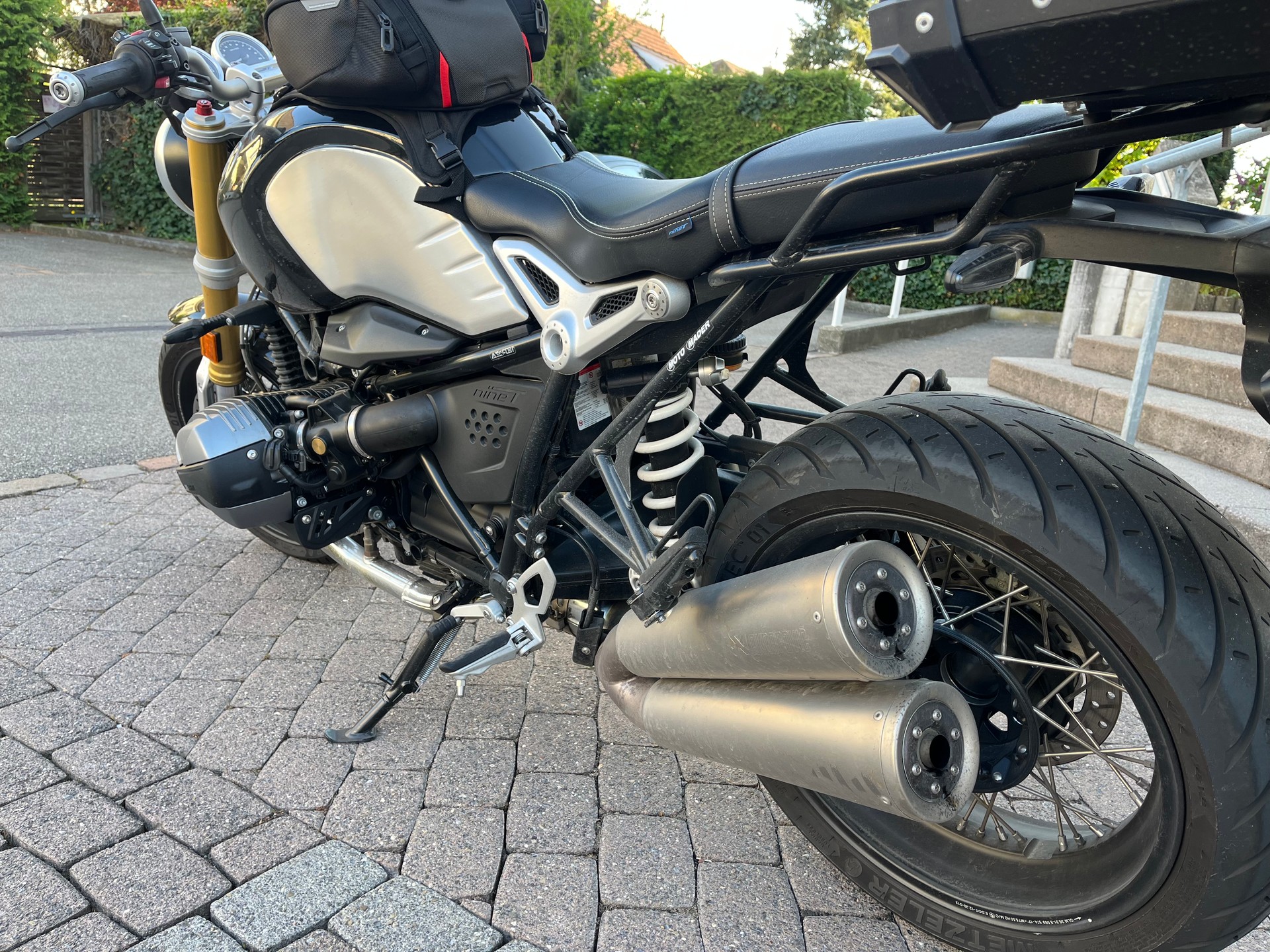 BMW R nineT-image-5