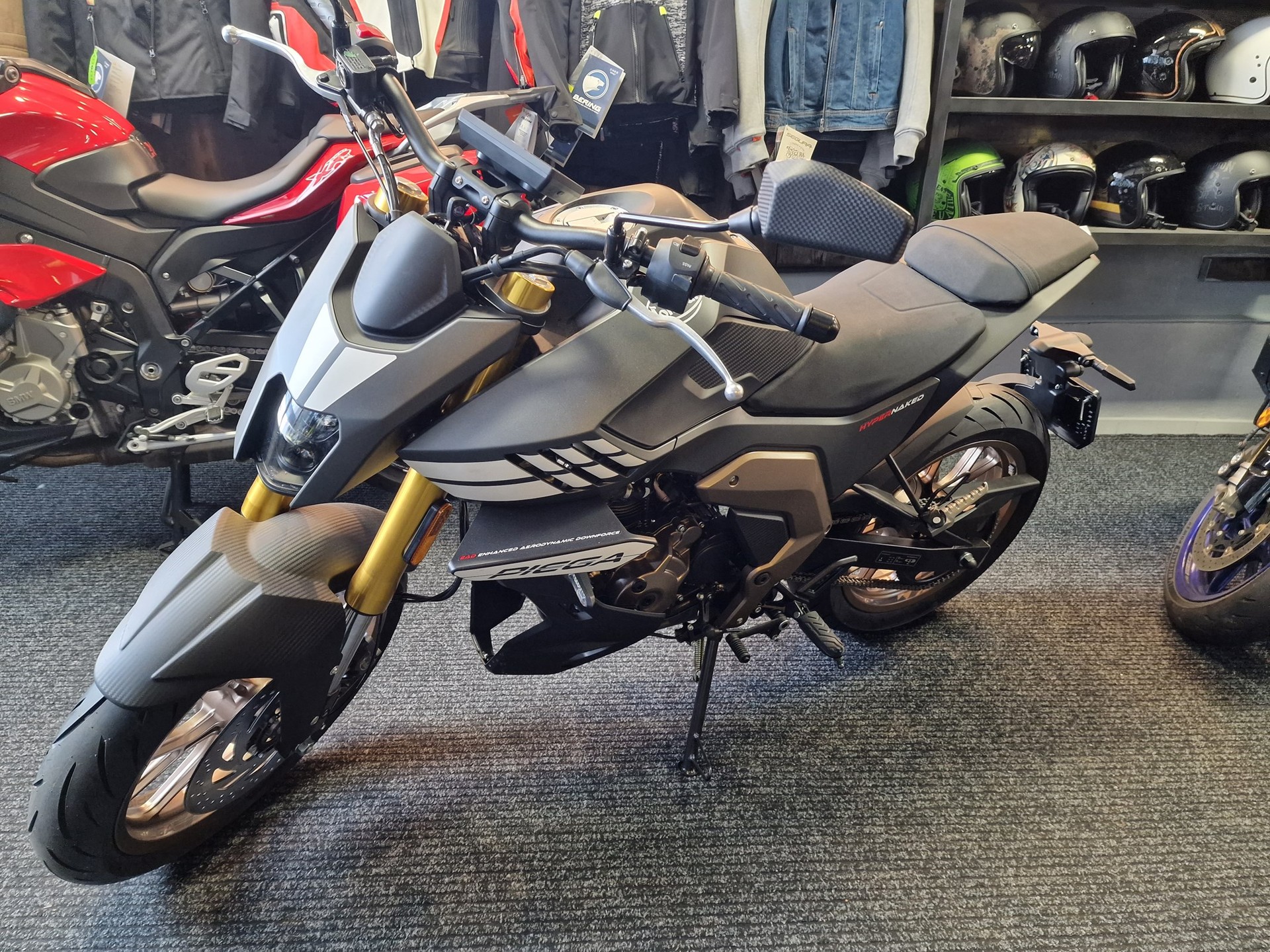 MONDIAL Piega 125 ABS