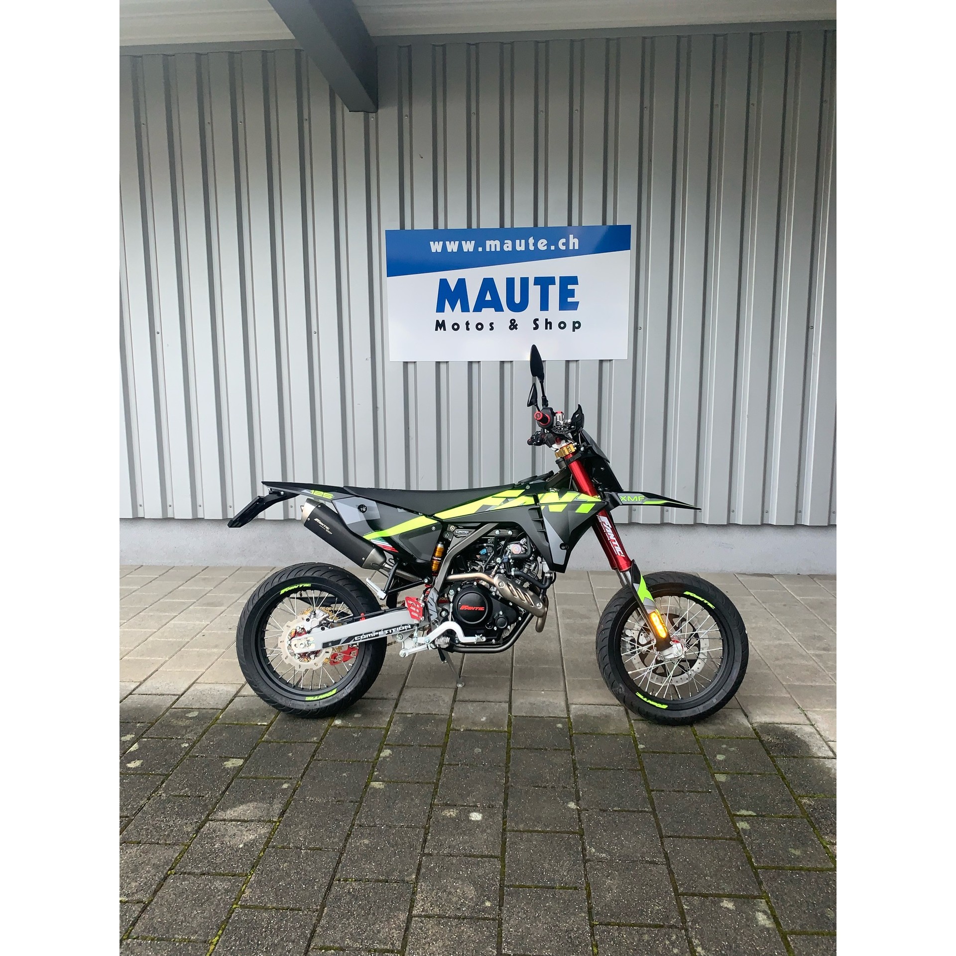 FANTIC XMF 125 Motard Competition
