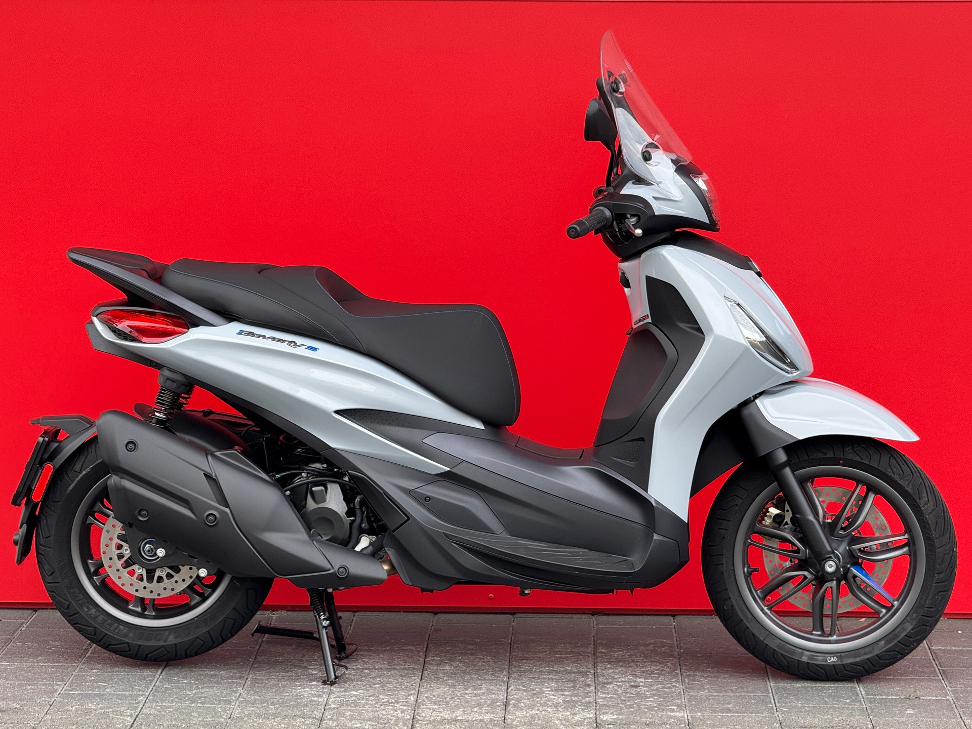 PIAGGIO Beverly 400 Sport E5+