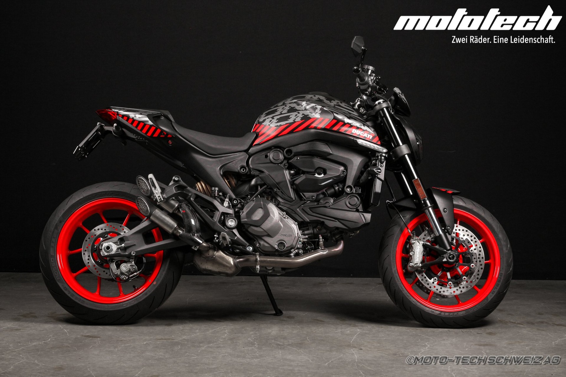 DUCATI Monster + 937 (35KW) UMBAU / 4 JAHRE GARANTIE-showroom-element-2