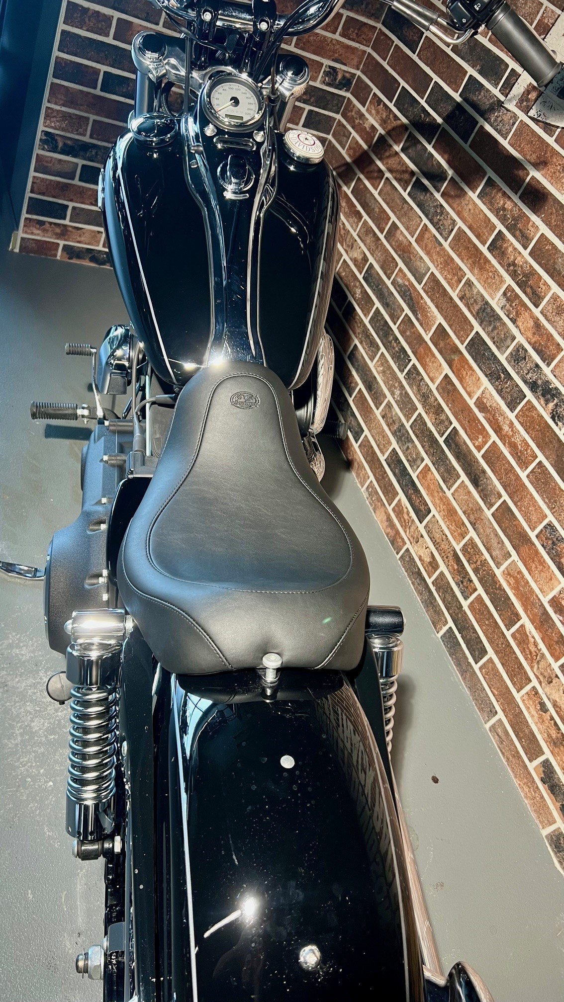 HARLEY-DAVIDSON FXDWGI Dyna Wide Glide-showroom-element-2