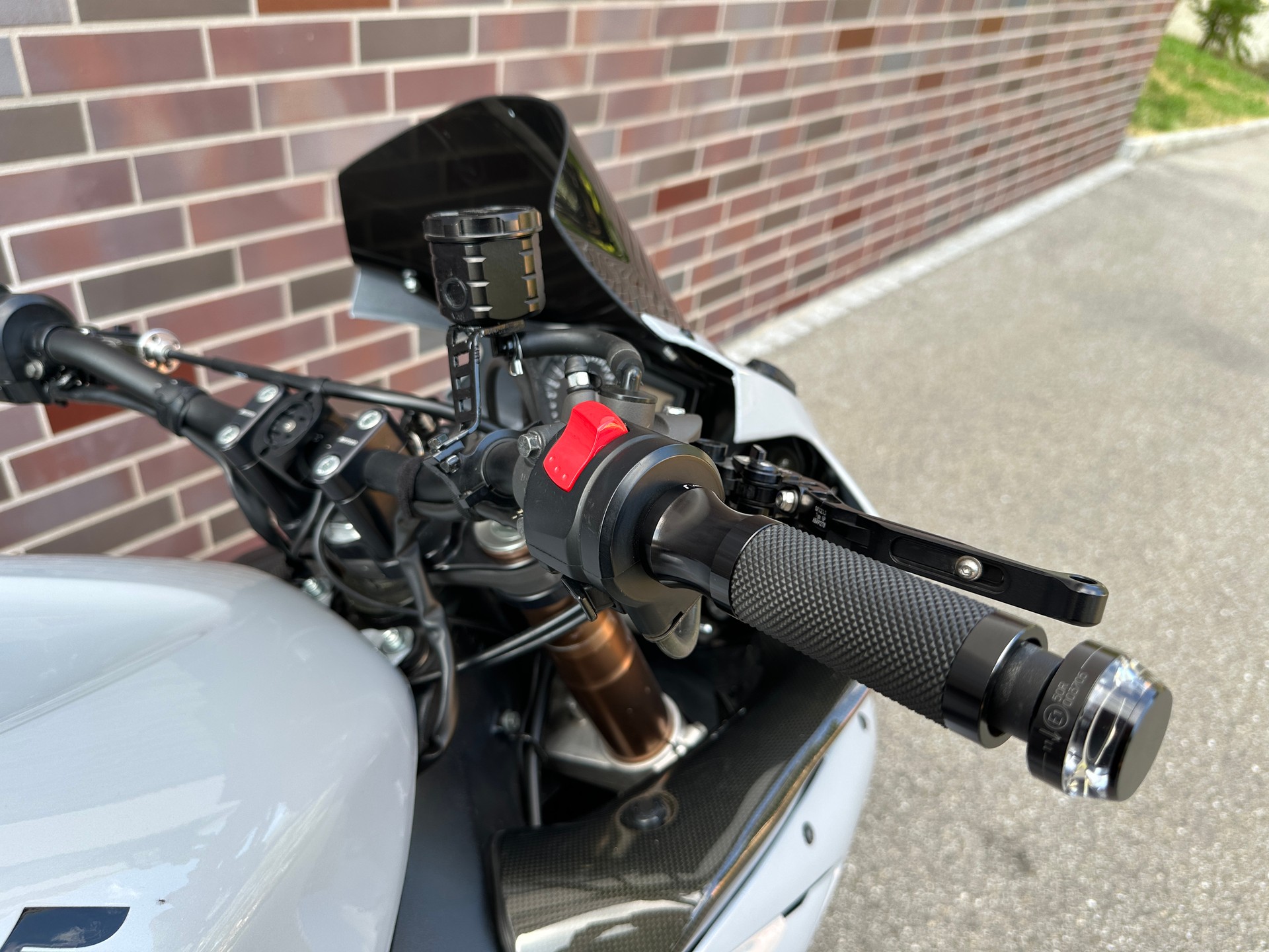 SUZUKI GSX-R 1000 K5/K6-image-6