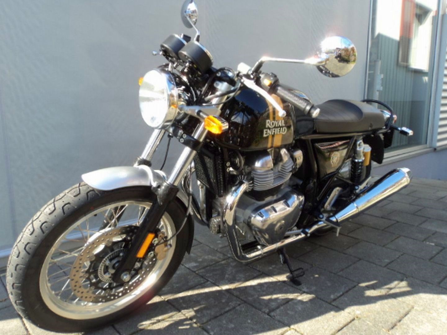 ROYAL ENFIELD GT 650 TWIN-showroom-element-2
