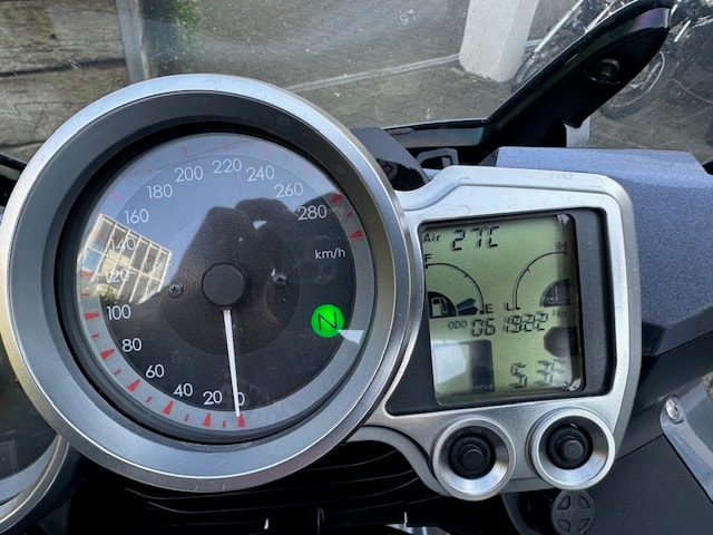 YAMAHA FJR 1300 ABS-showroom-element-3