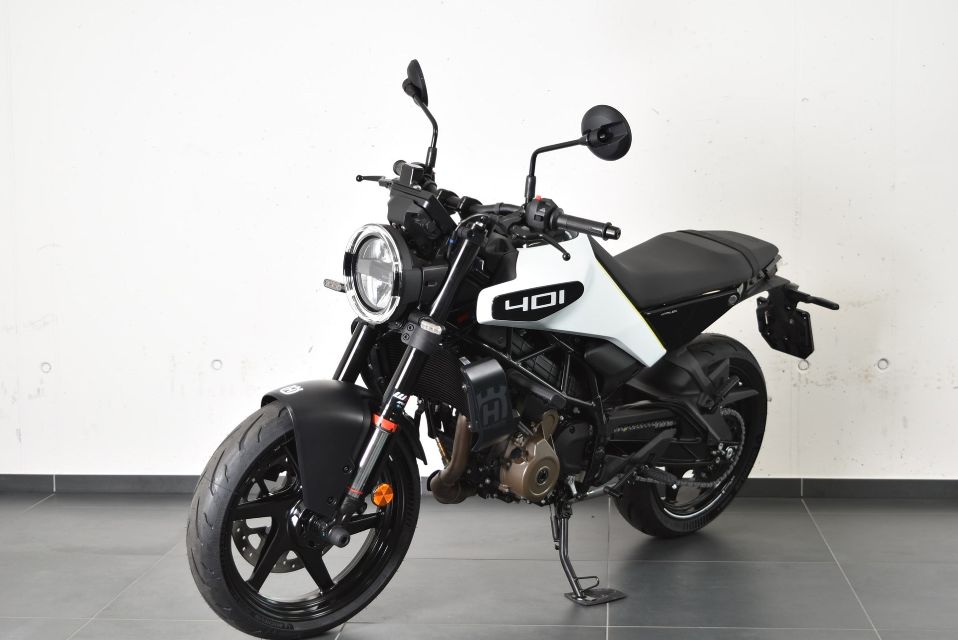 HUSQVARNA VITPILEN 401-showroom-element-1