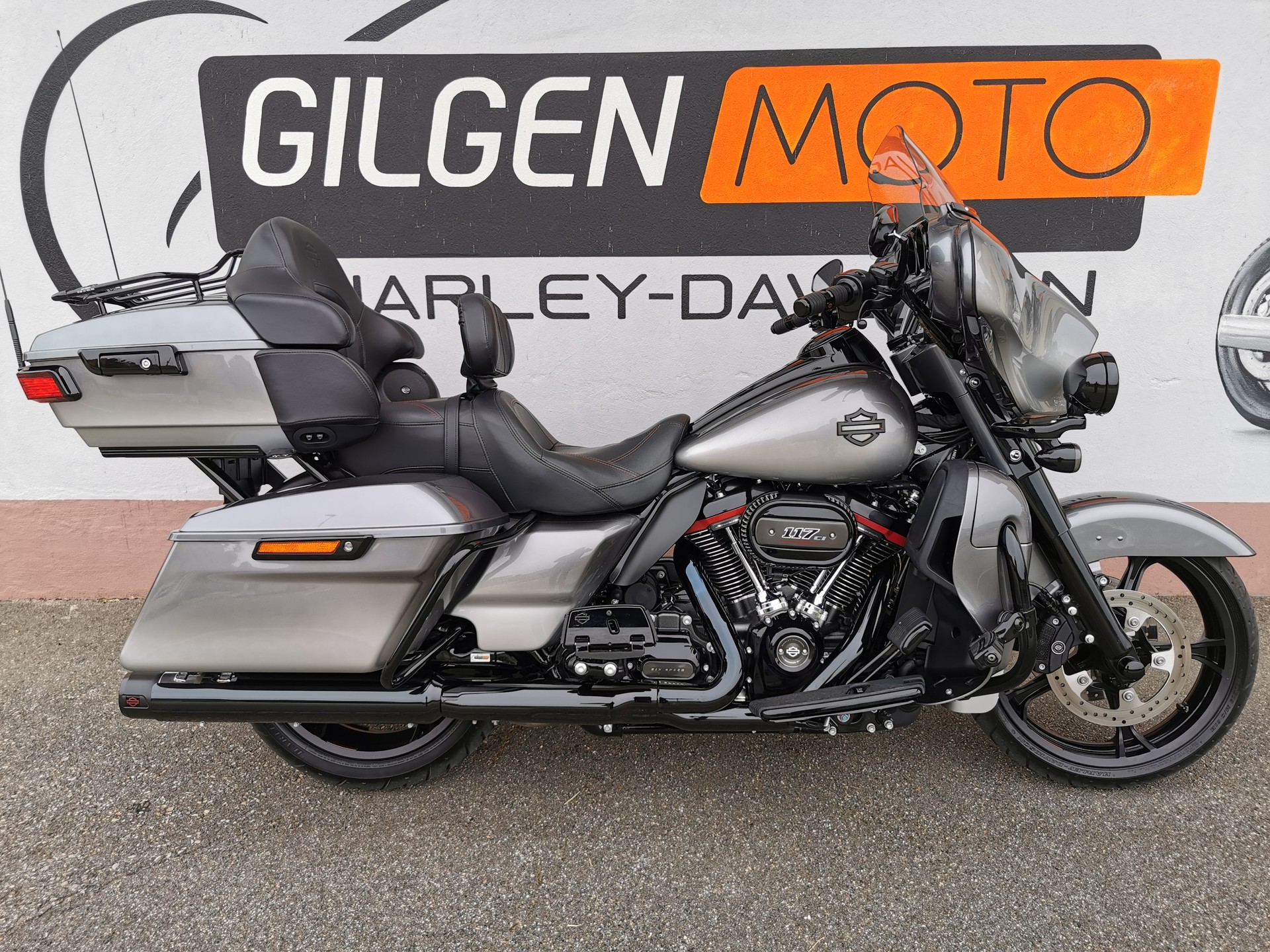 HARLEY-DAVIDSON FLHTKSE Electra Glide Ultra Limited 117 CVO