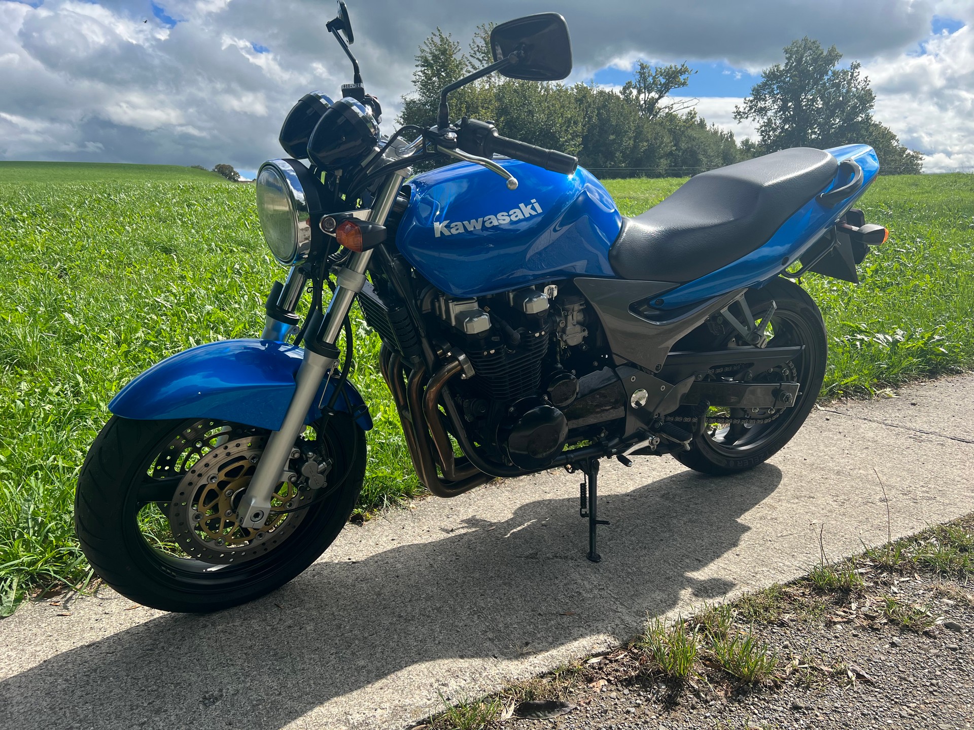 KAWASAKI ZR-7 (25kW)-image-2