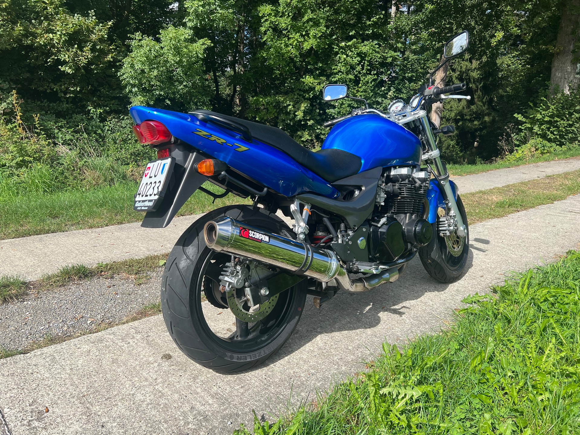 KAWASAKI ZR-7 (25kW)-image-1