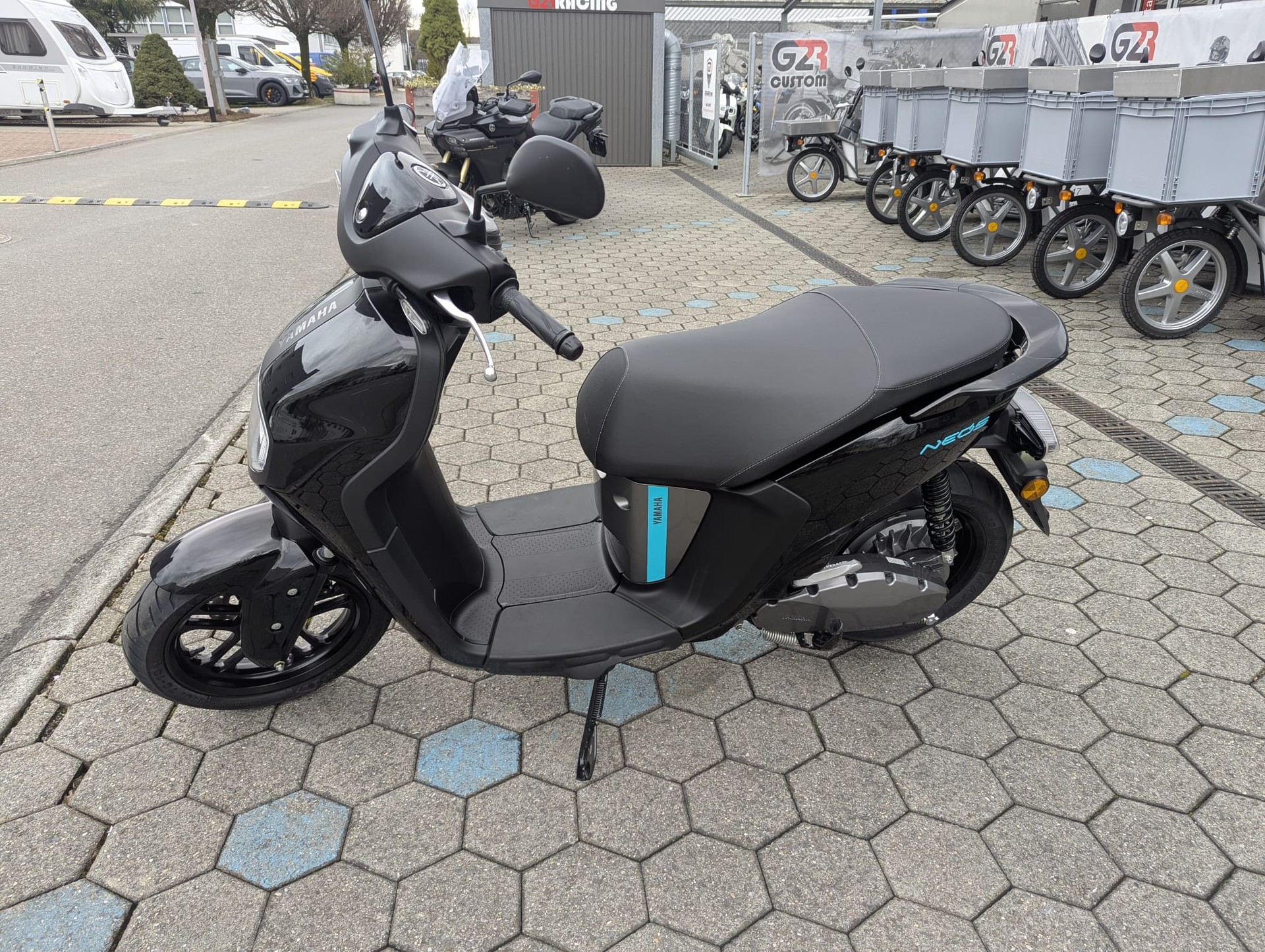 YAMAHA Neo's EV Dual Batterie