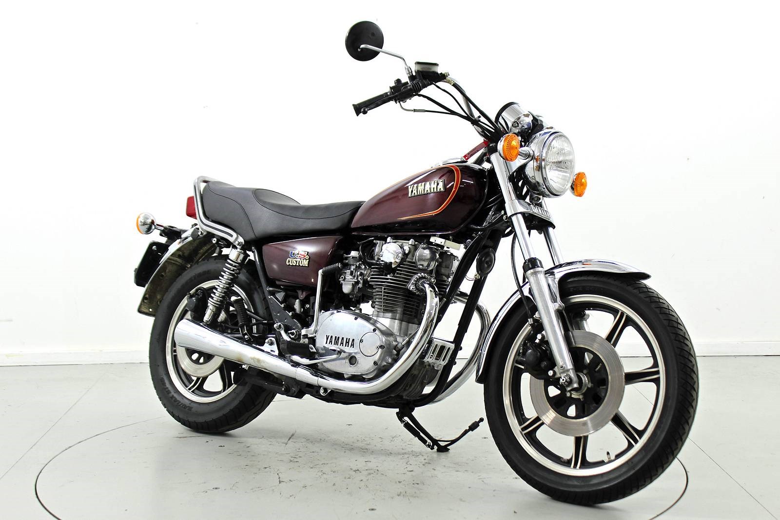 YAMAHA XS 650-showroom-element-1