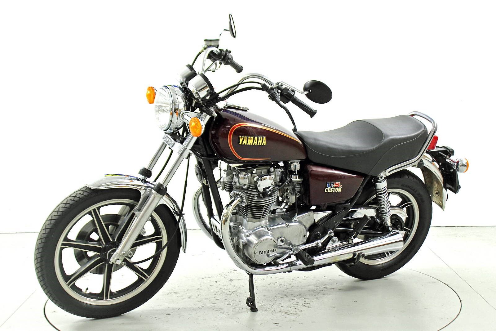 YAMAHA XS 650-showroom-element-2