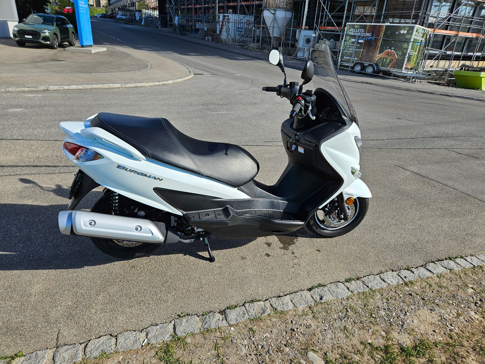 SUZUKI UH 125 Burgman ABS-image-3