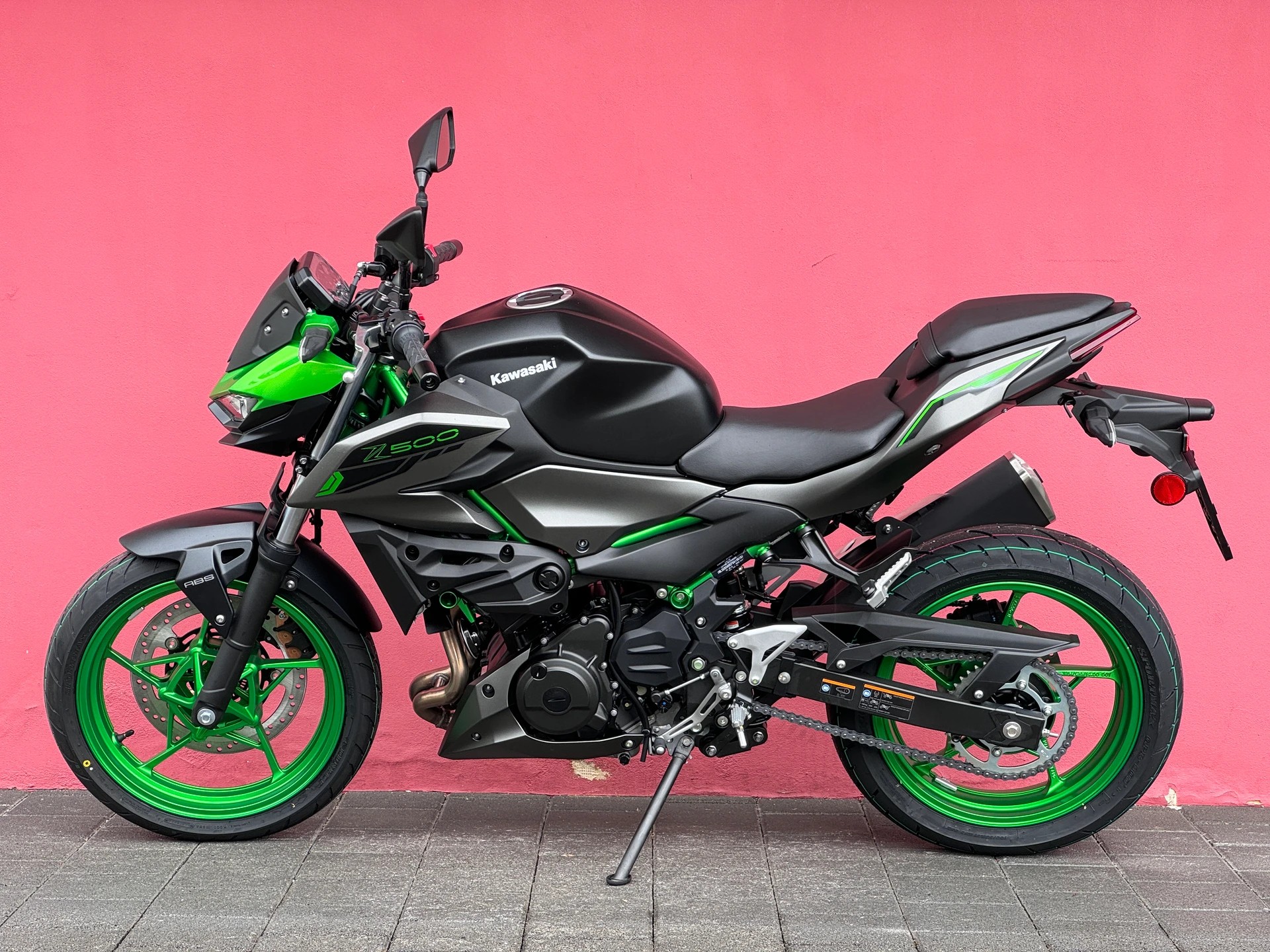 KAWASAKI Z 500 SE-showroom-element-3