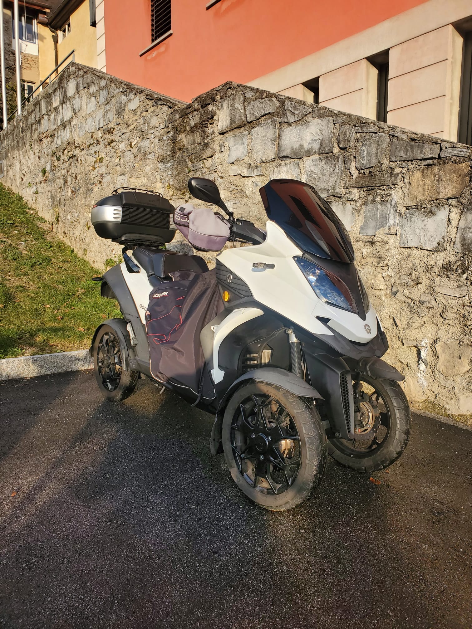 QUADRO Qooder