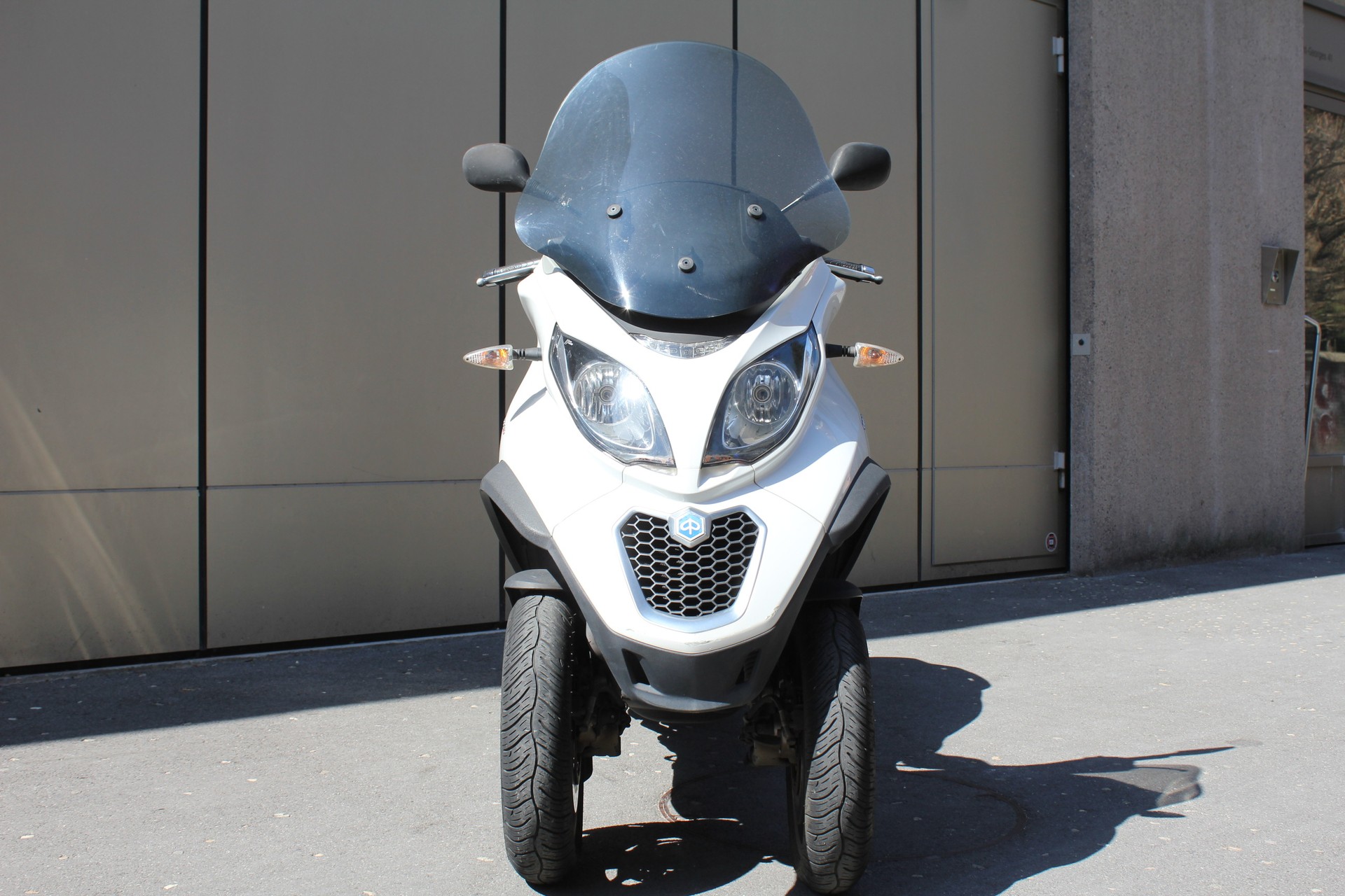 PIAGGIO MP3 500 i.e. Business ABS/ASR-showroom-element-1