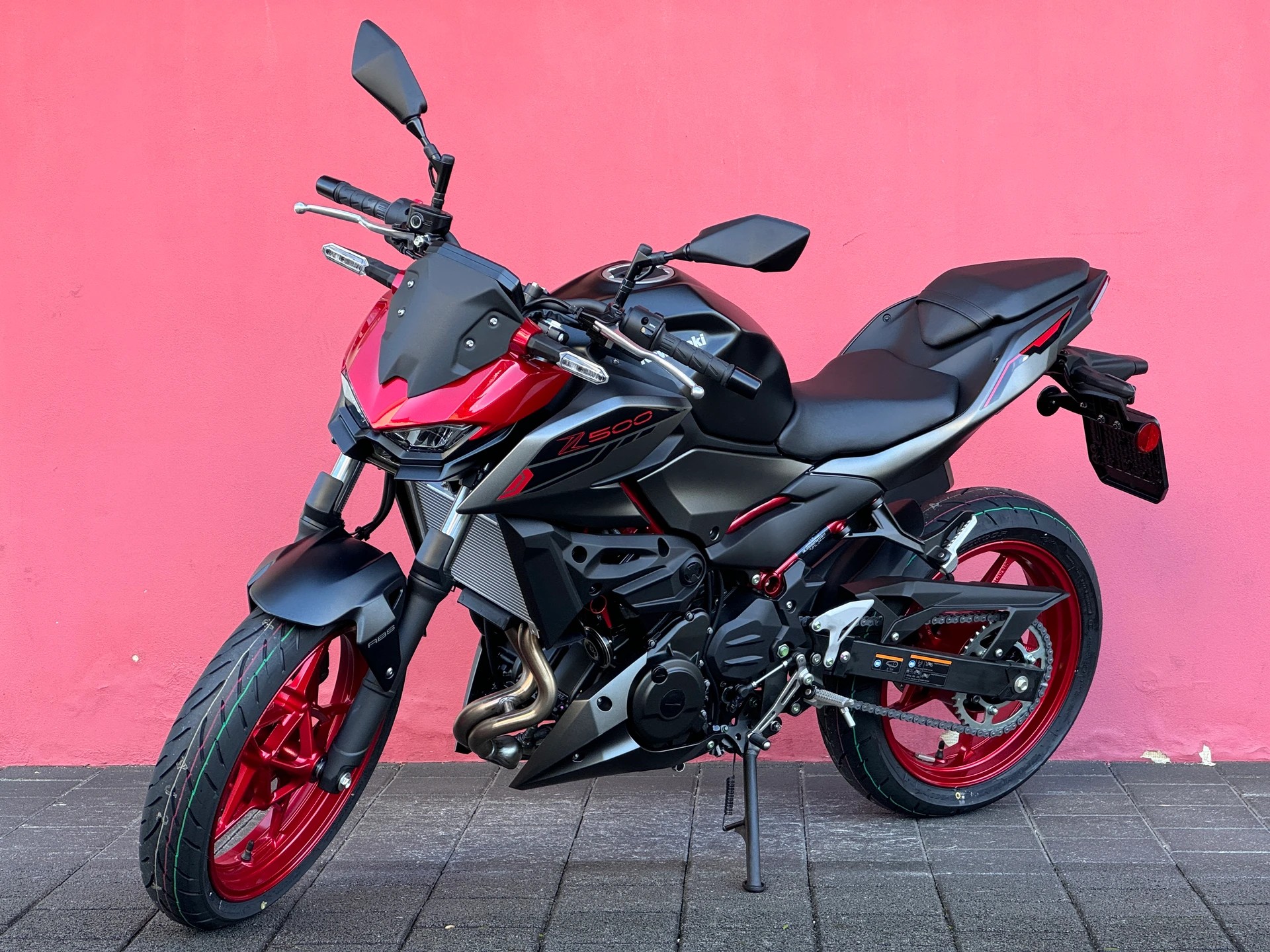 KAWASAKI Z 500 SE-showroom-element-1