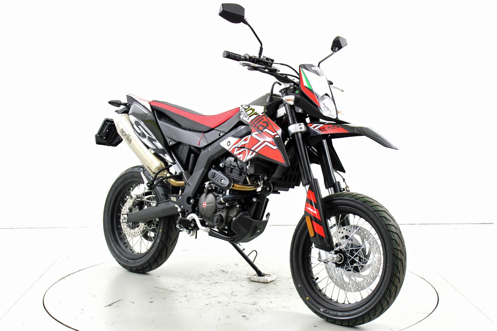 APRILIA SX 125-showroom-element-1