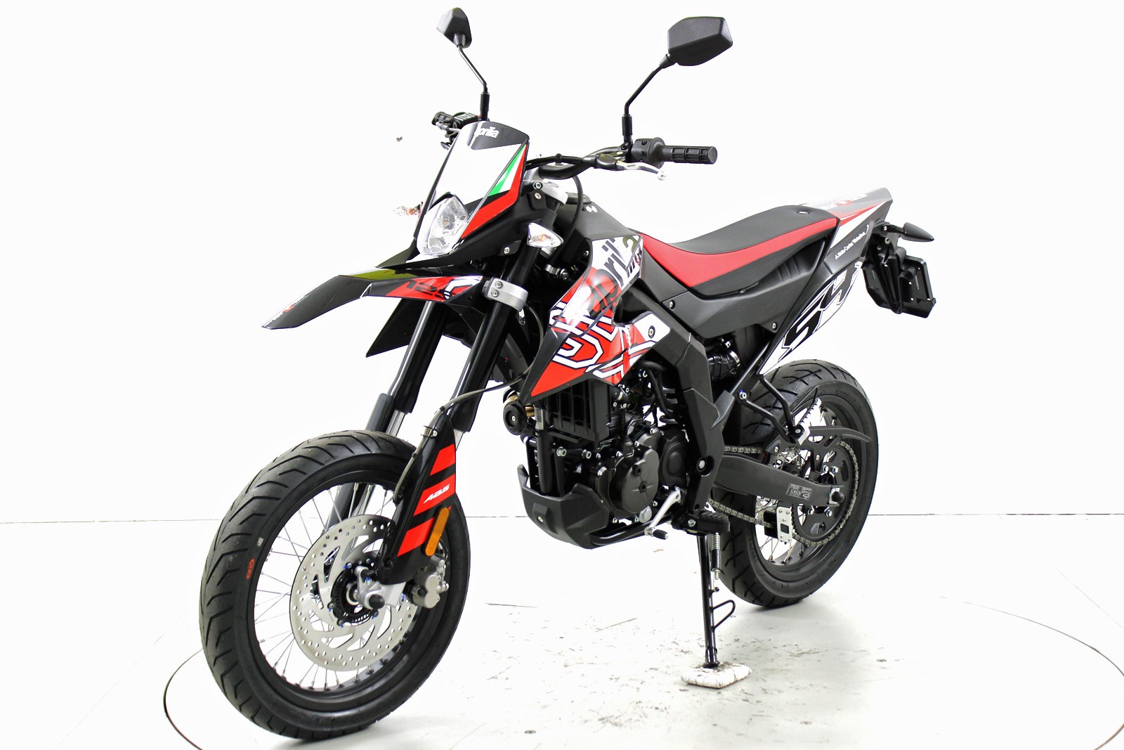 APRILIA SX 125-showroom-element-2
