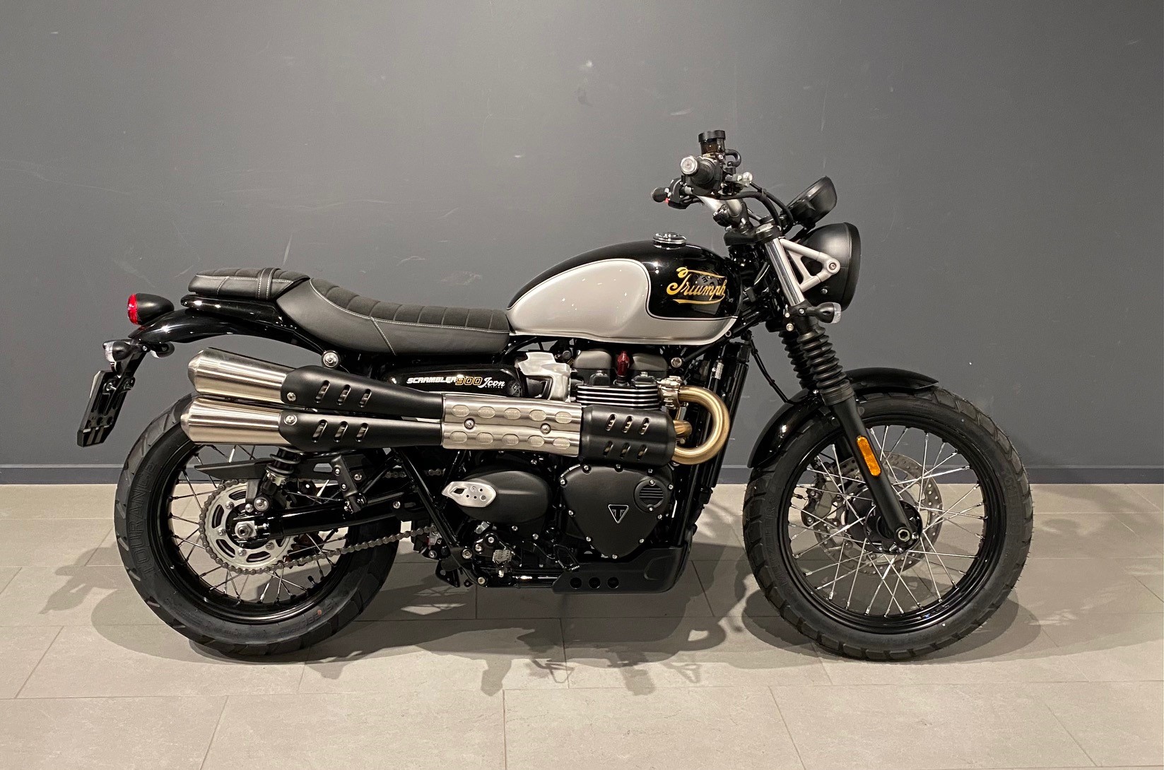 TRIUMPH Scrambler 900