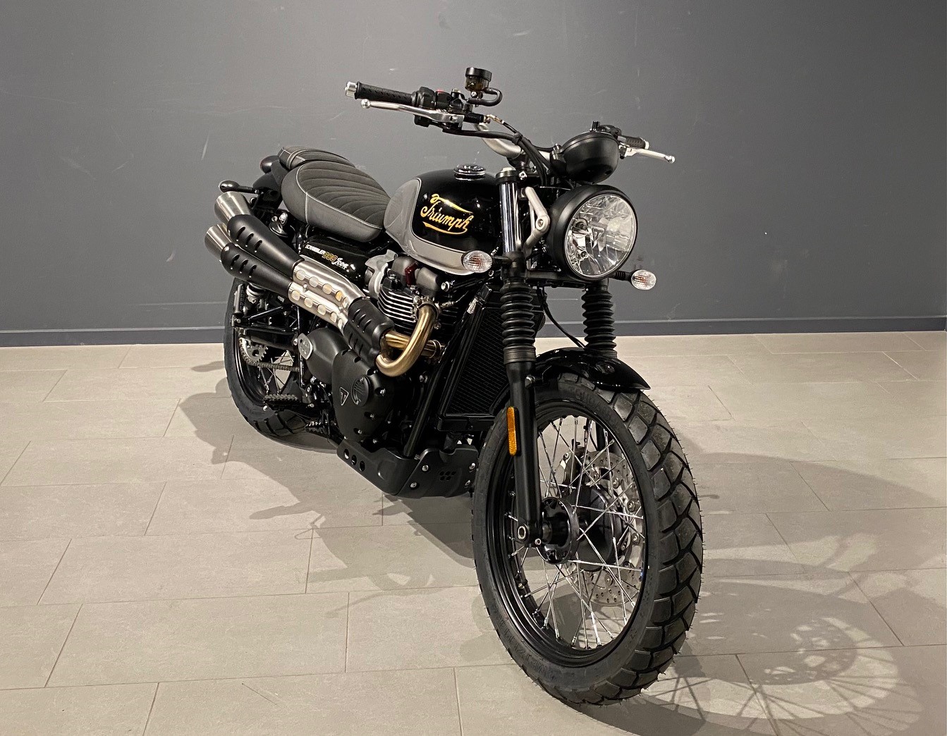 TRIUMPH Scrambler 900-showroom-element-1