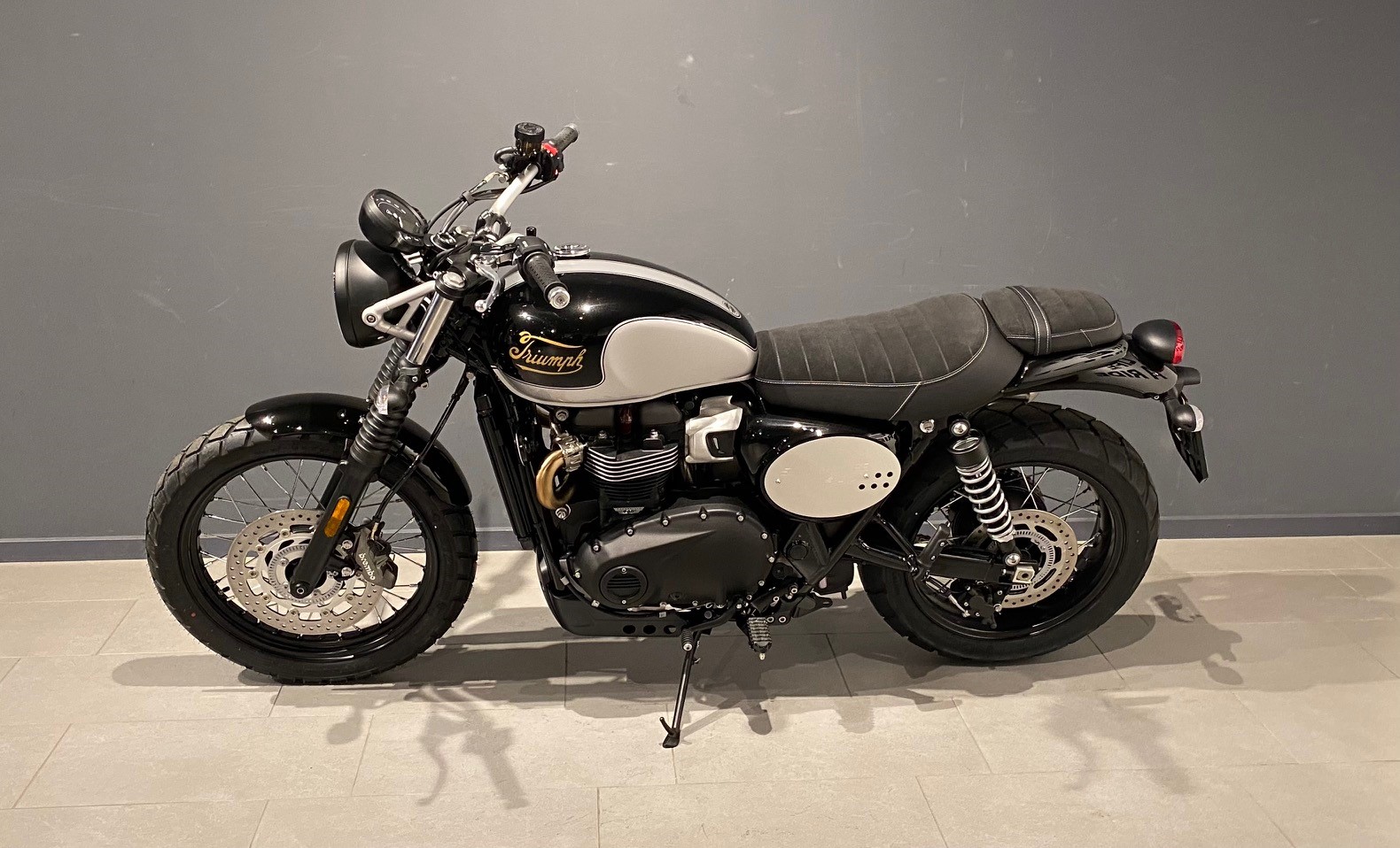 TRIUMPH Scrambler 900-showroom-element-3
