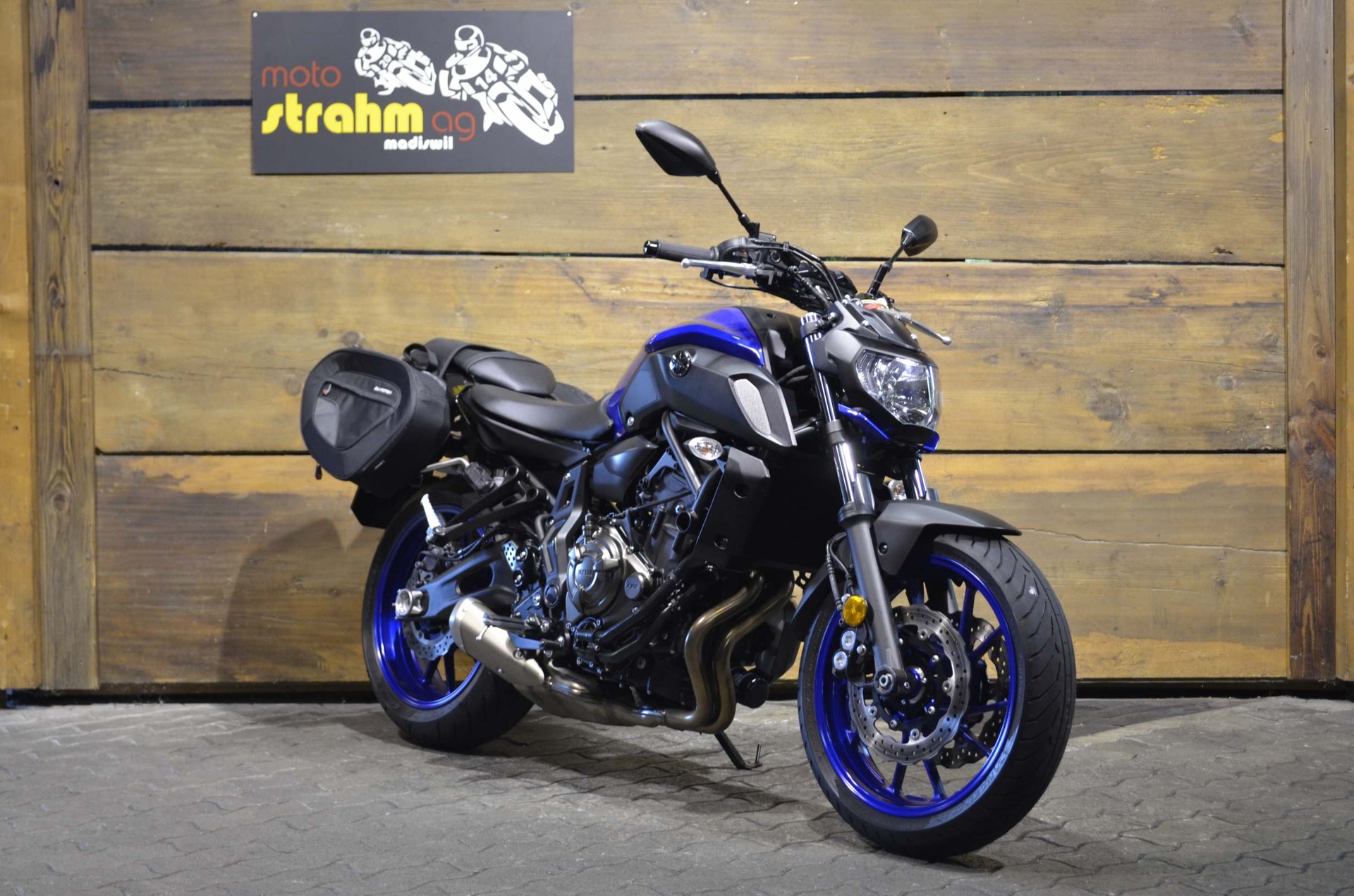 YAMAHA MT-07 ABS