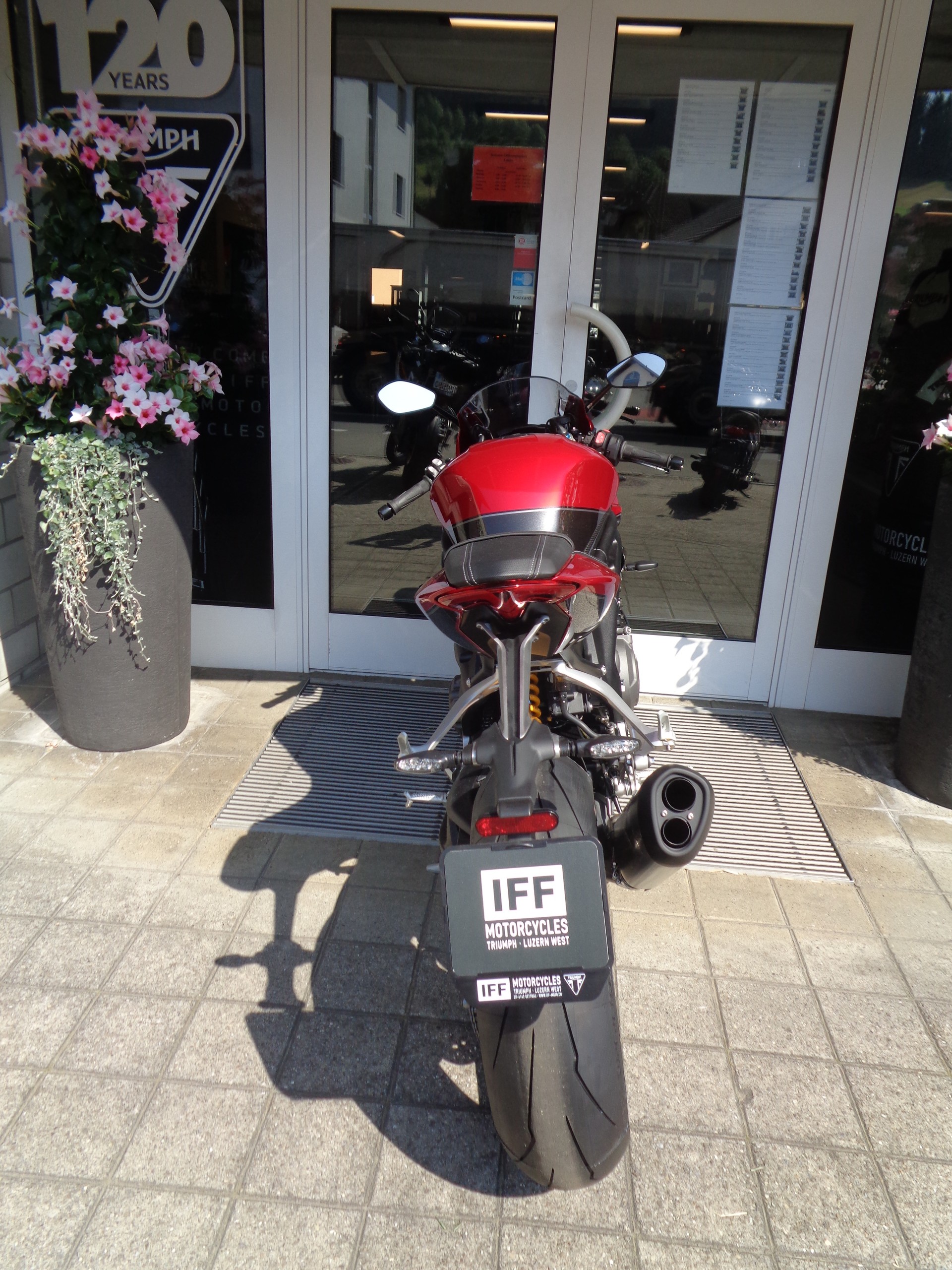 TRIUMPH Speed Triple 1200 RR-image-5