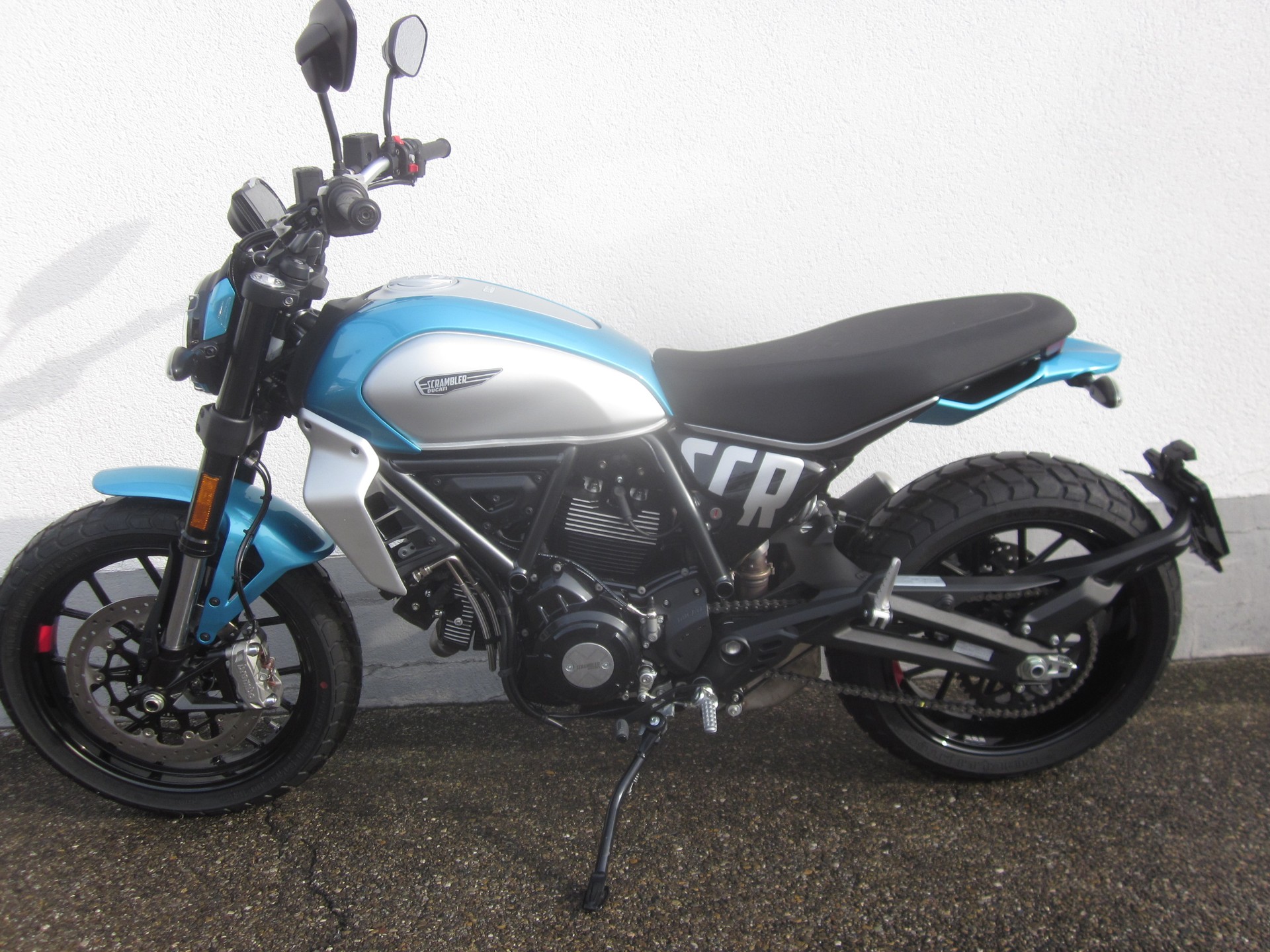 DUCATI Icon 2G-image-3