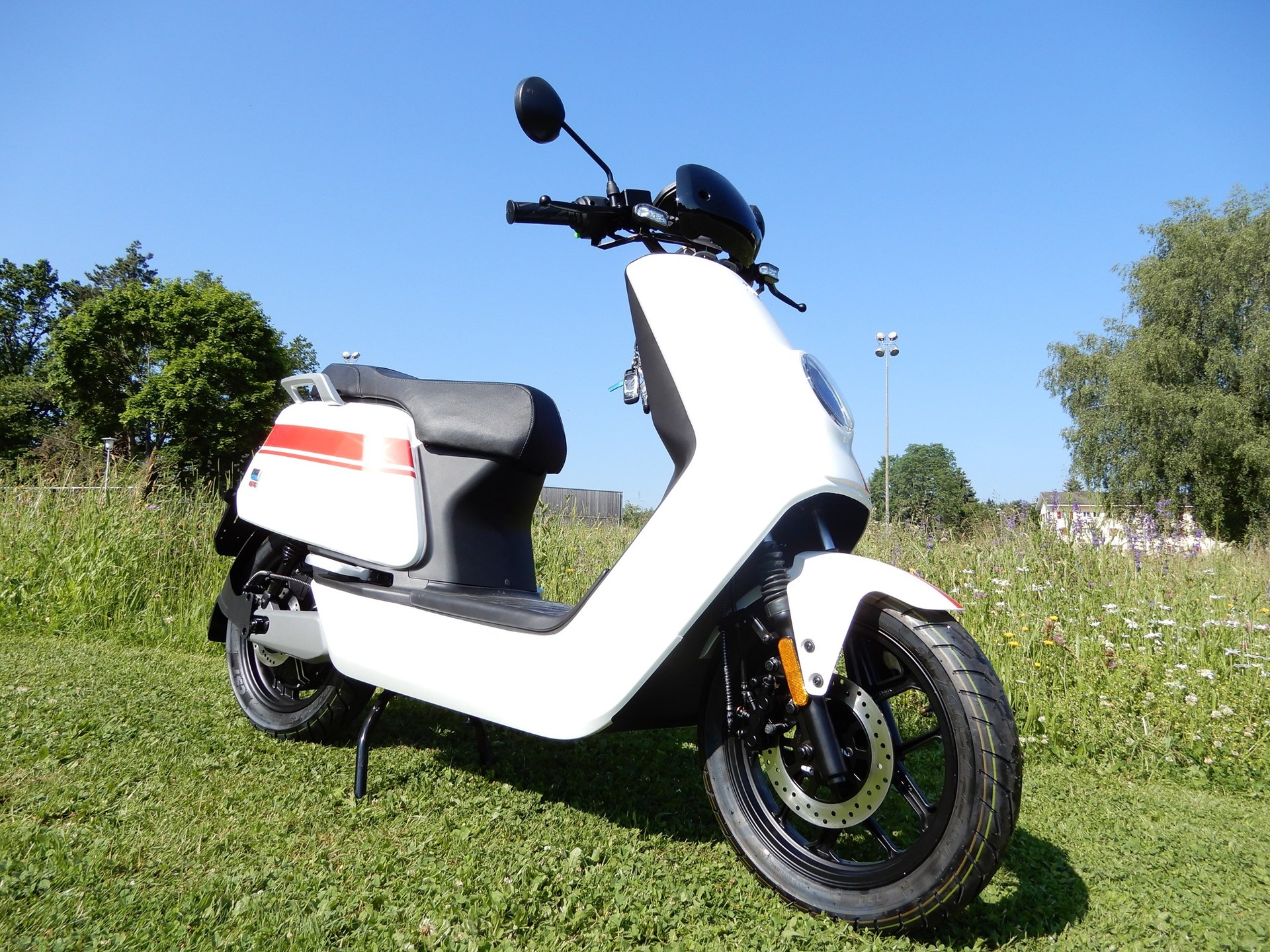 NIU NQi GTS-Pro extended Range-showroom-element-3