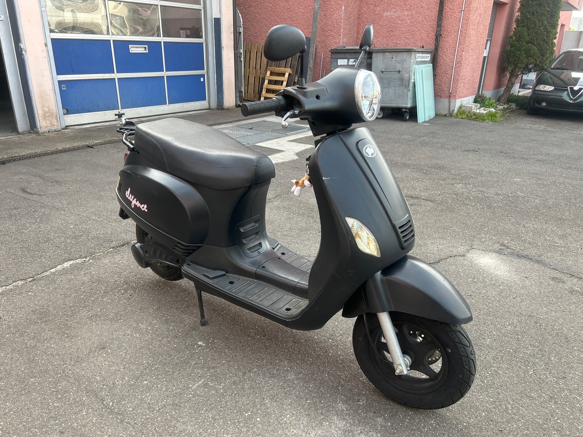 ZNEN Rhino Elegnace-showroom-element-1