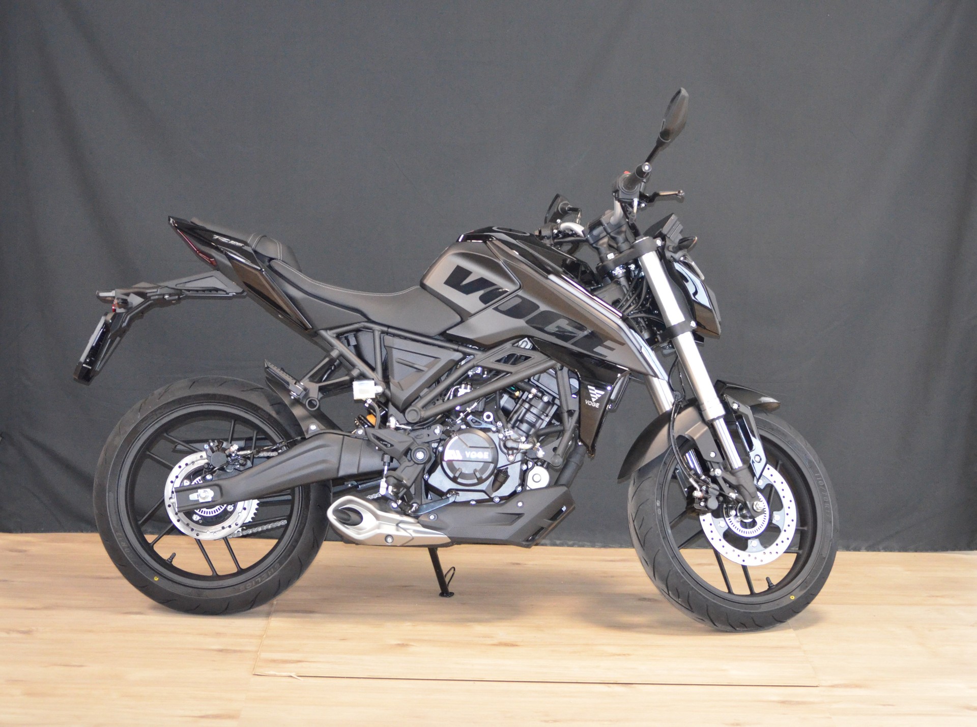 VOGE 125 R-image-1