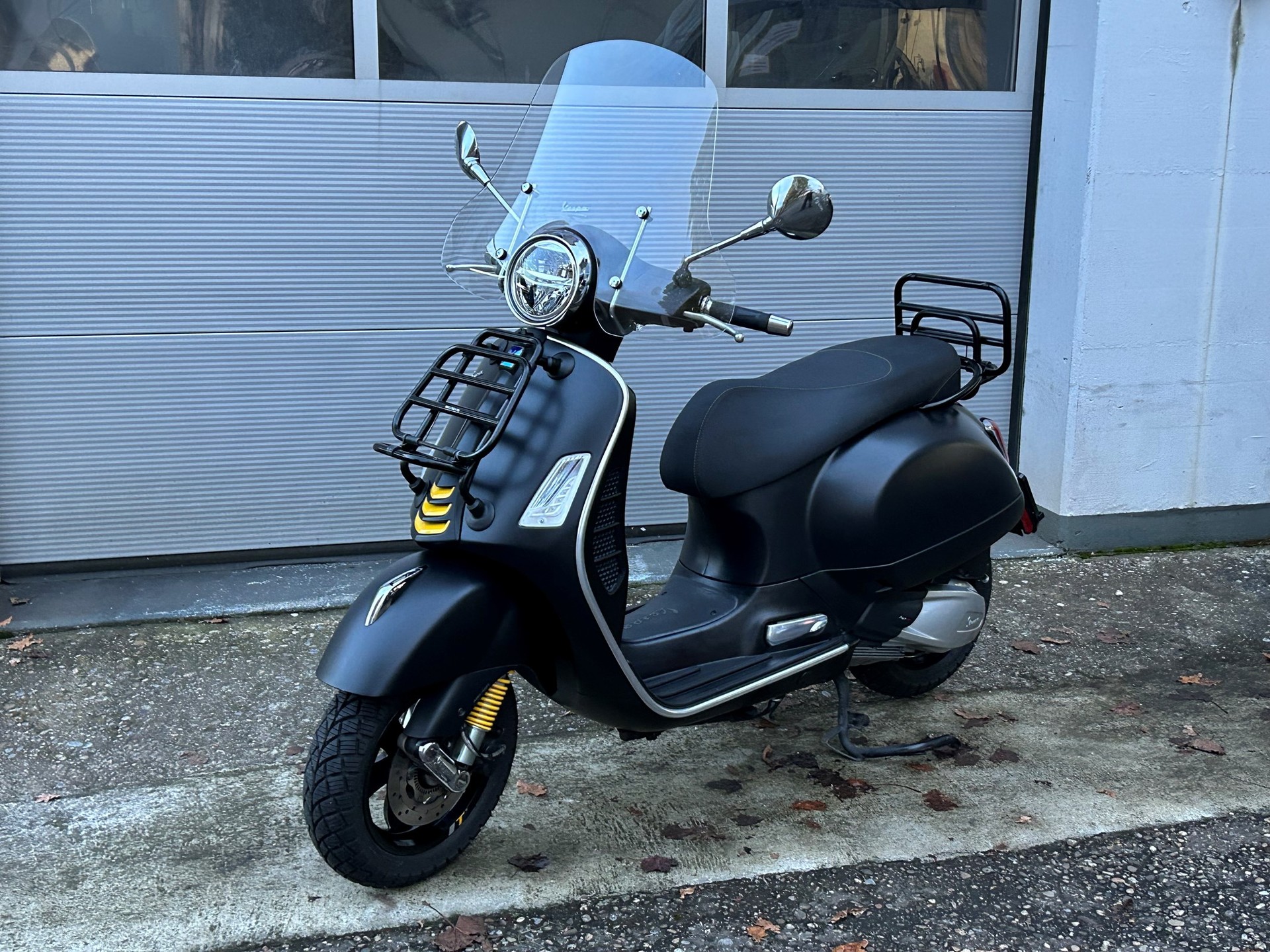 PIAGGIO Vespa GTS 300 Super Tech ABS-image-8