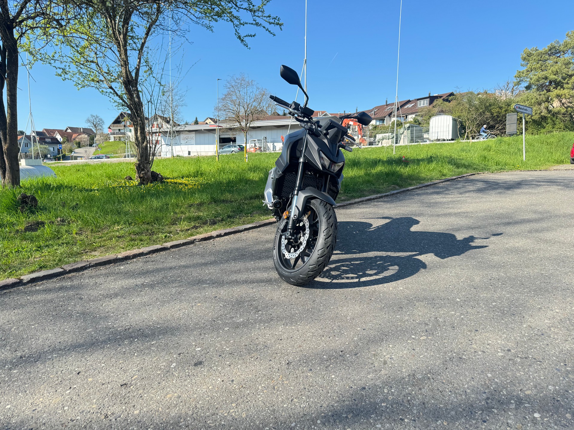 HONDA CB 750 Hornet-showroom-element-3
