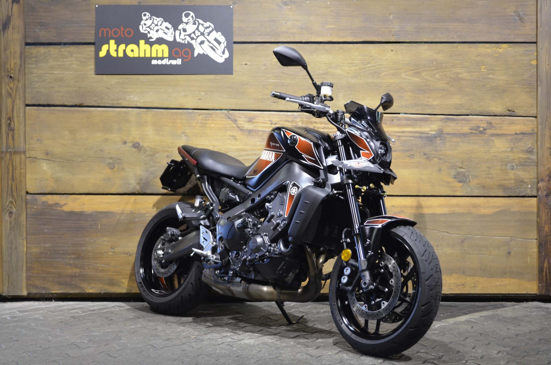 YAMAHA MT-09 ABS