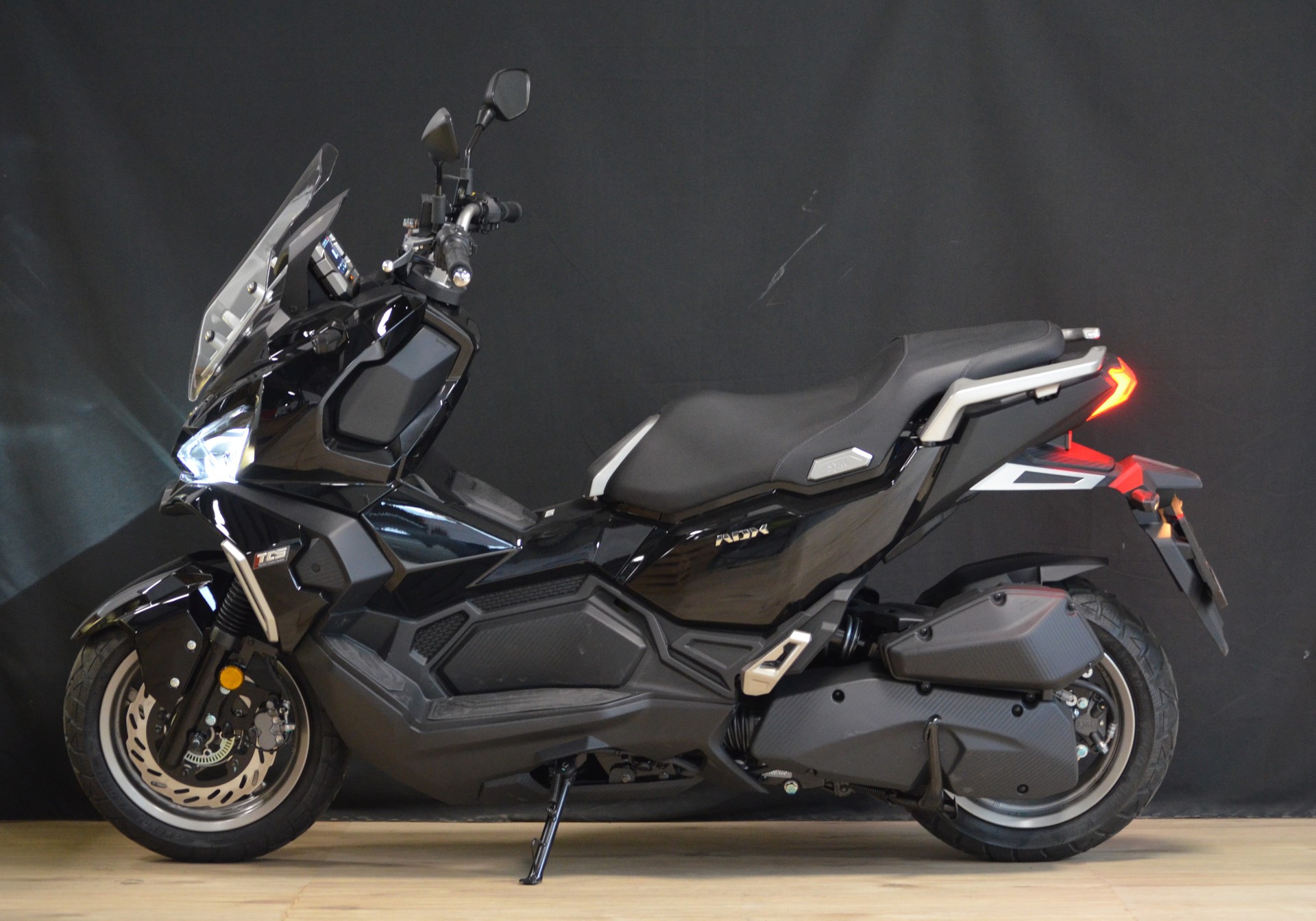 SYM ADX 125-showroom-element-3