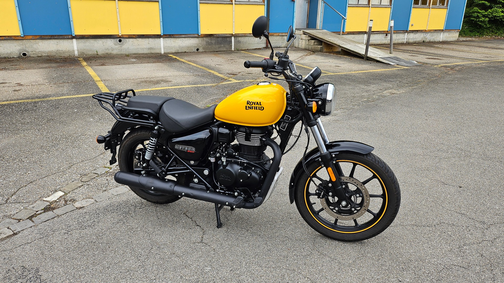 ROYAL ENFIELD METEOR FIREBALL