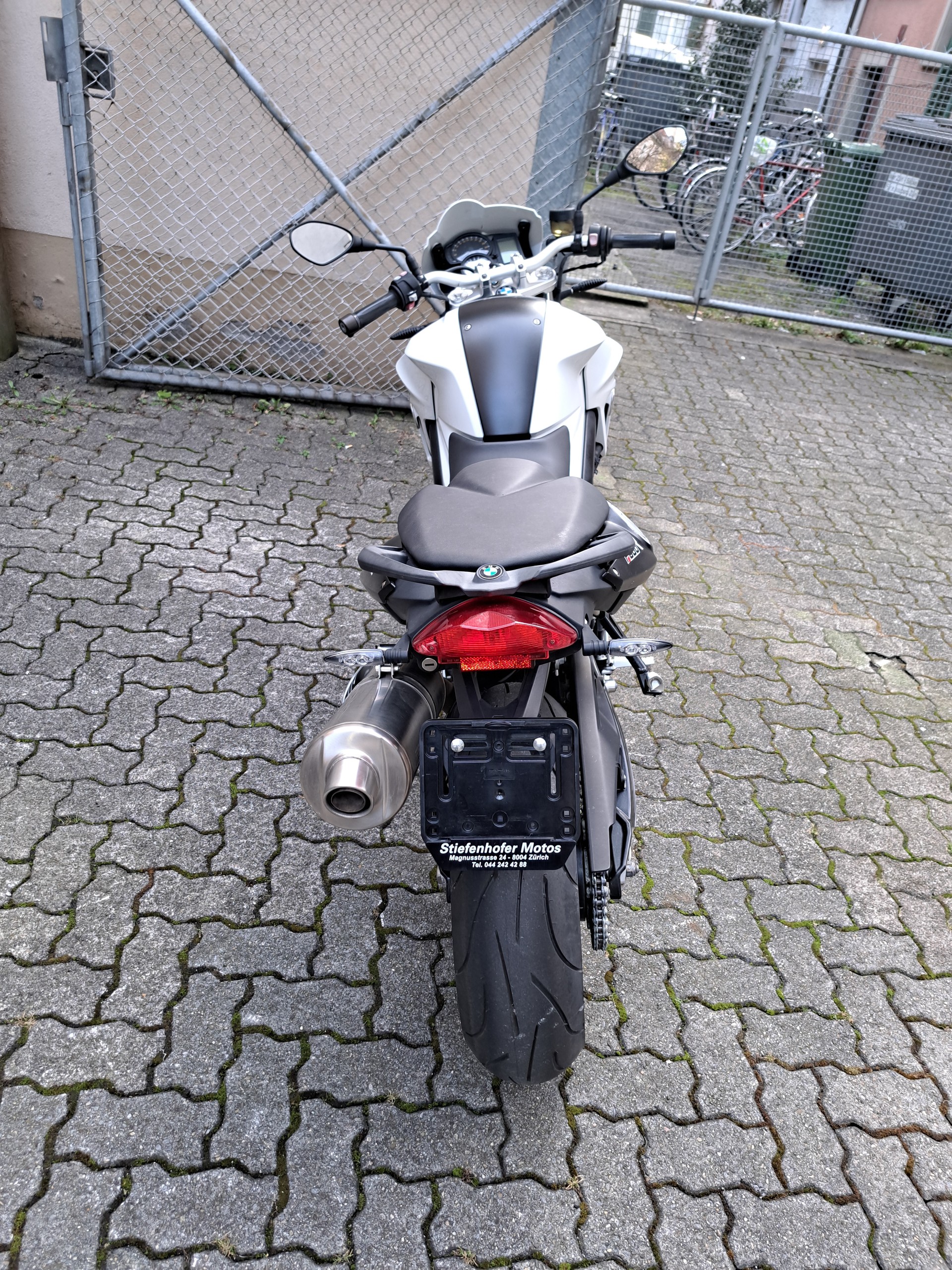 BMW F 800 R-image-1