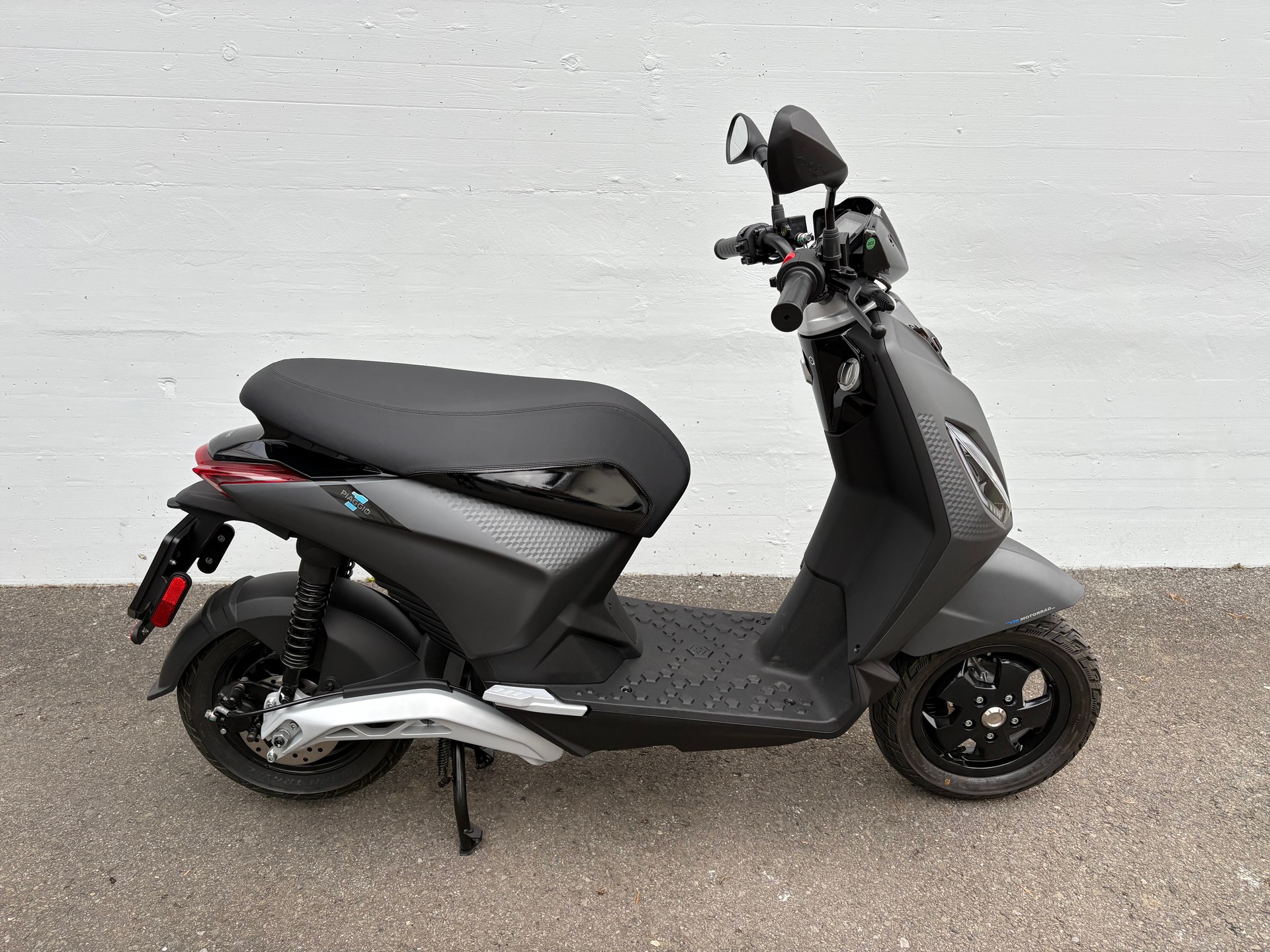 PIAGGIO Piaggio 1 Active 60km/h Full Electric-image-3