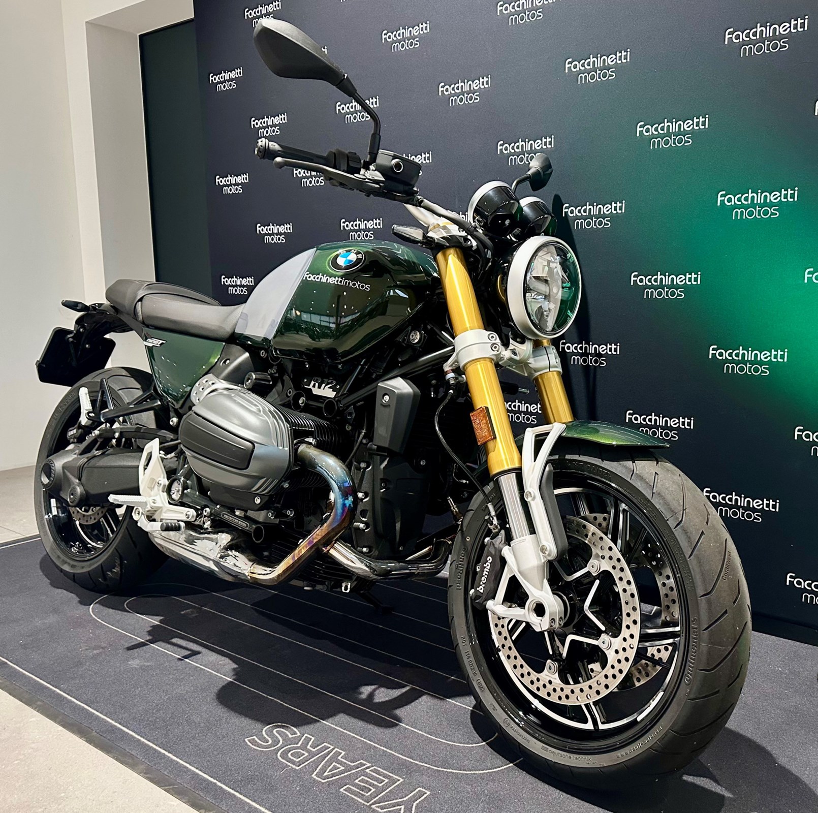 BMW R 12 nineT-showroom-element-1