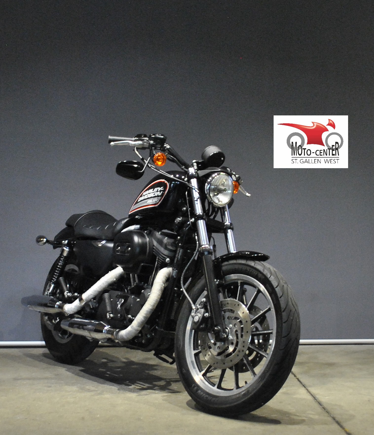 HARLEY-DAVIDSON XL 883 R Sportster Roadster Injection