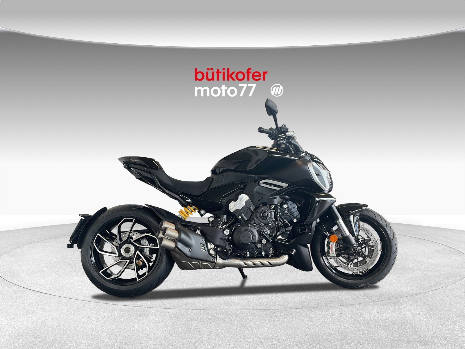 DUCATI DIAVEL V4 ABS-showroom-element-2
