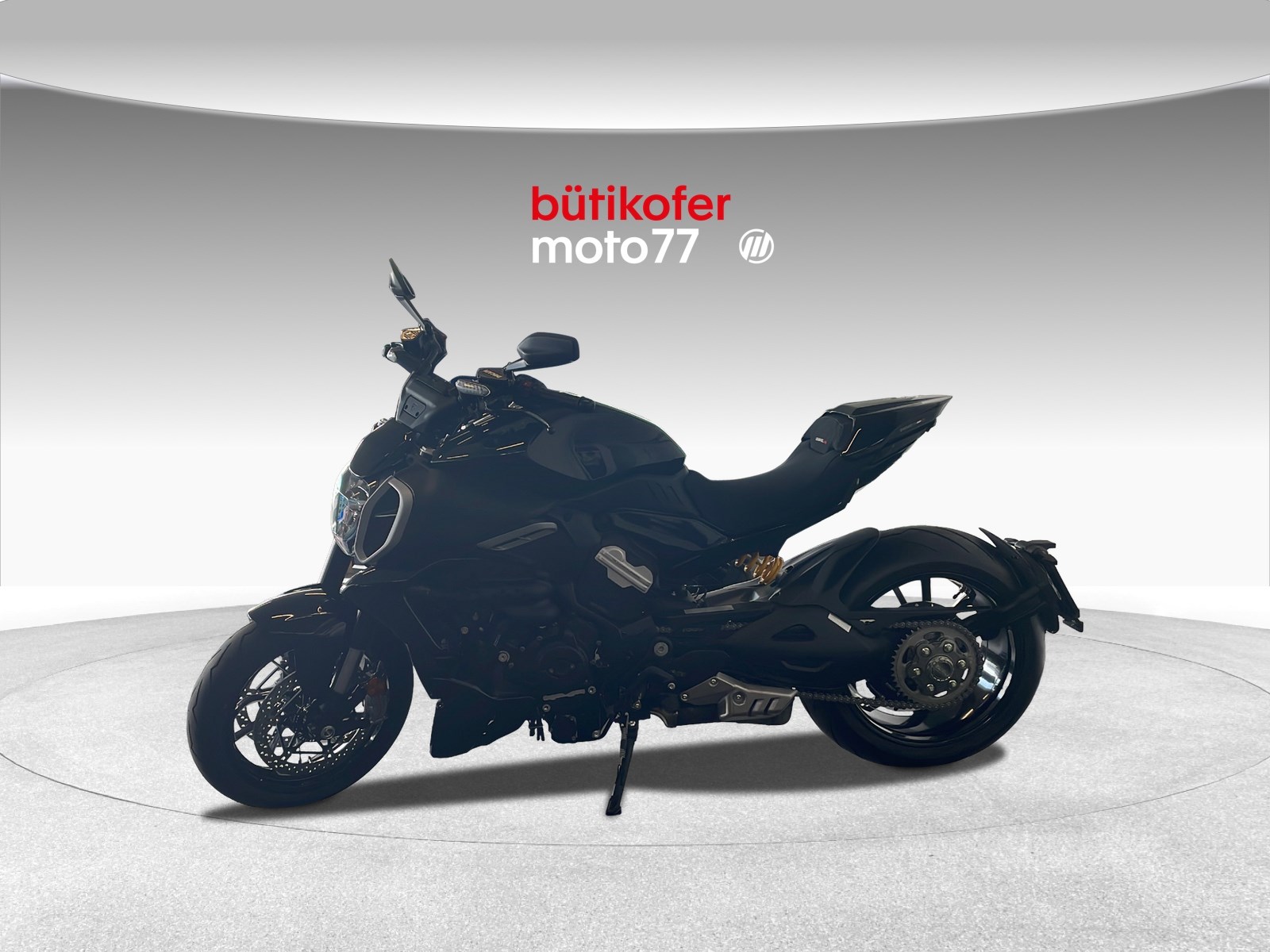 DUCATI DIAVEL V4 ABS-showroom-element-3