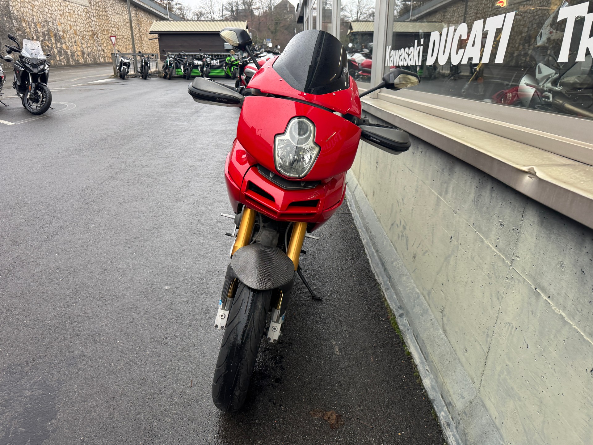 DUCATI Multistrada 1100 S-showroom-element-2